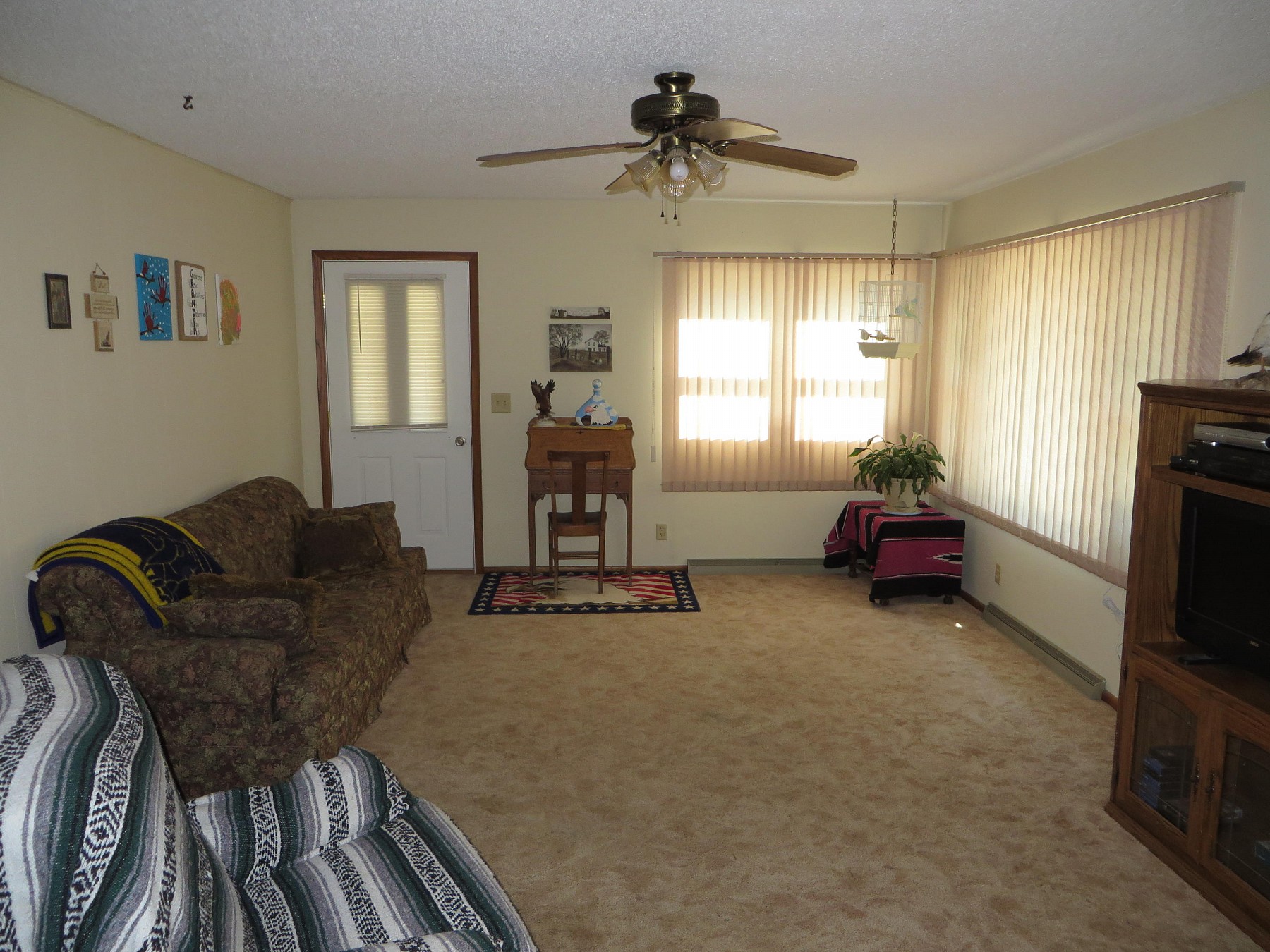 213 Park Avenue S, Lake Preston, SD 57249