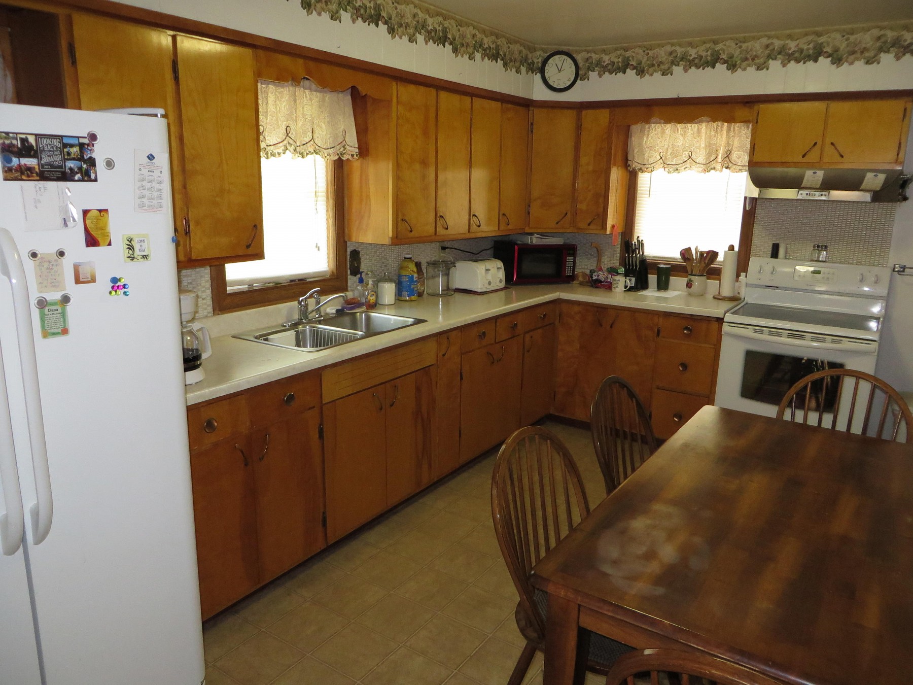 213 Park Avenue S, Lake Preston, SD 57249