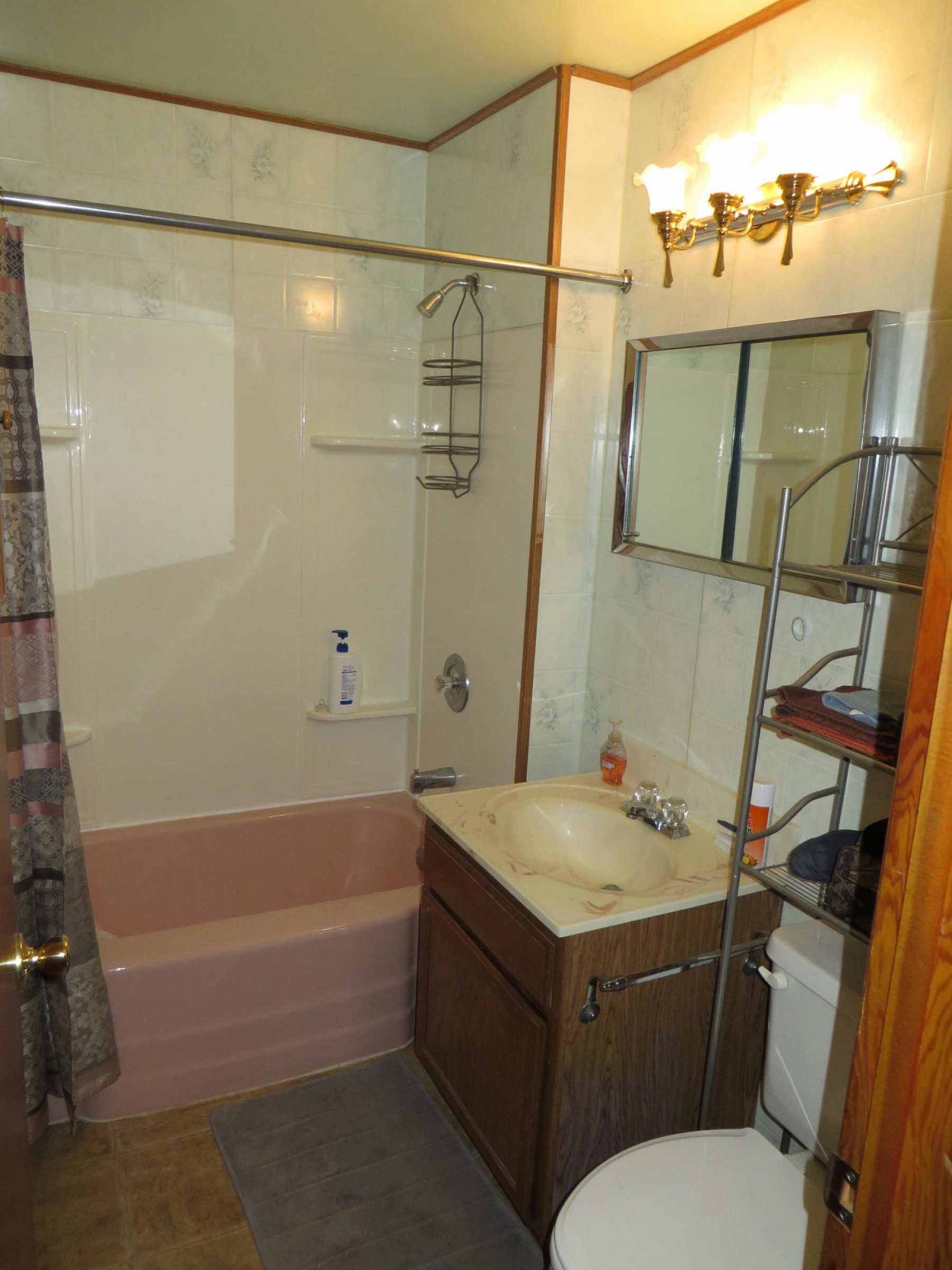 213 Park Avenue S, Lake Preston, SD 57249