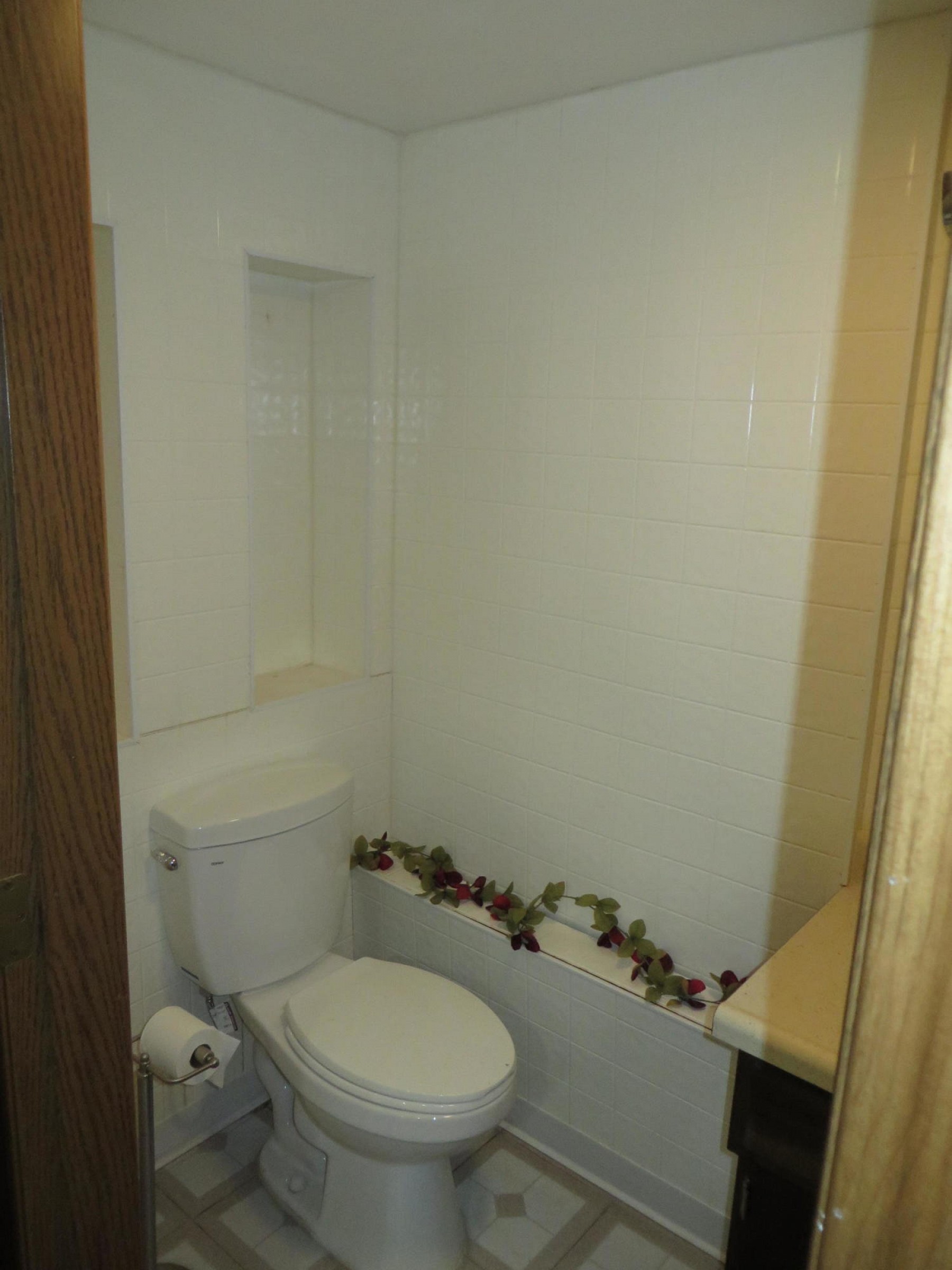 213 Park Avenue S, Lake Preston, SD 57249