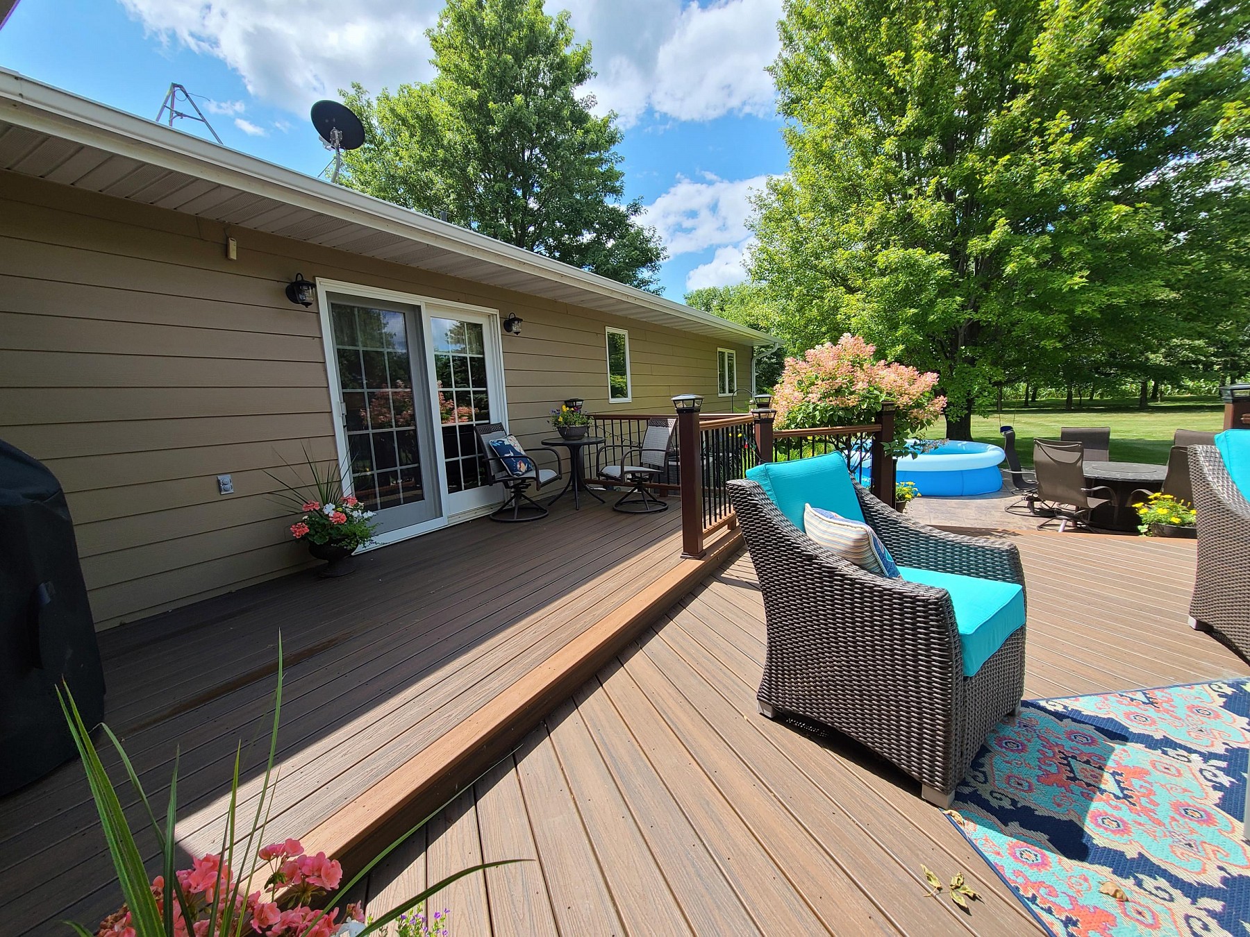 46440 209th Street, Volga, SD 57071