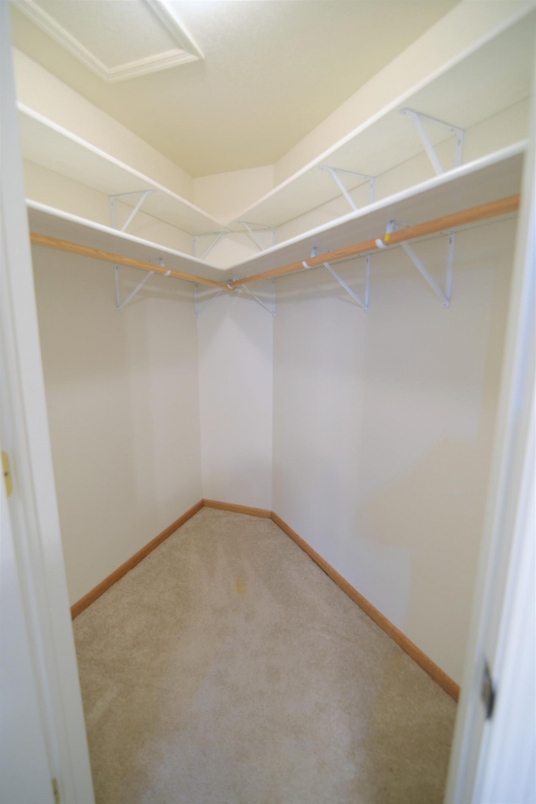 1723 Cypress Point Drive, Brookings, SD 57006