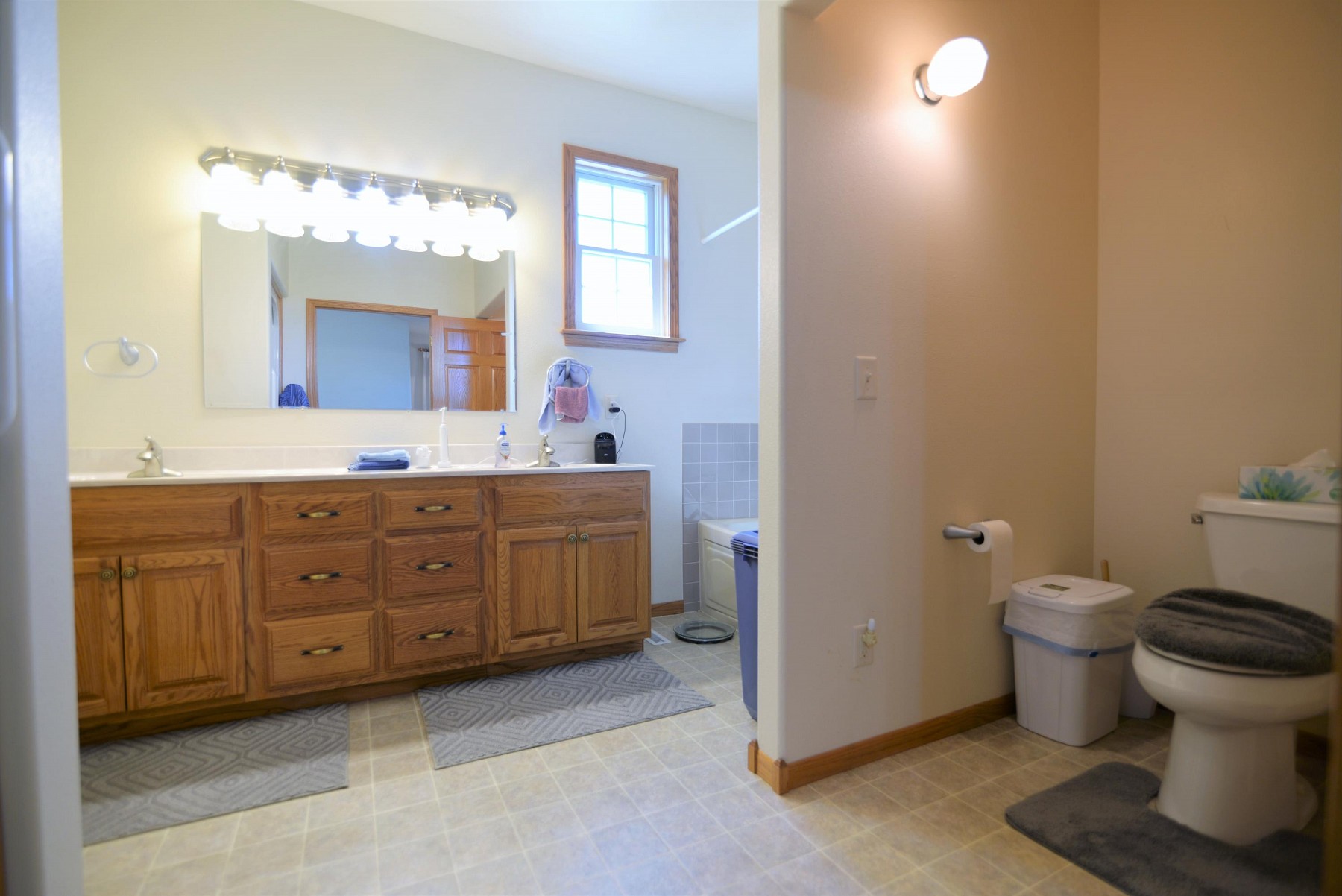 1723 Cypress Point Drive, Brookings, SD 57006