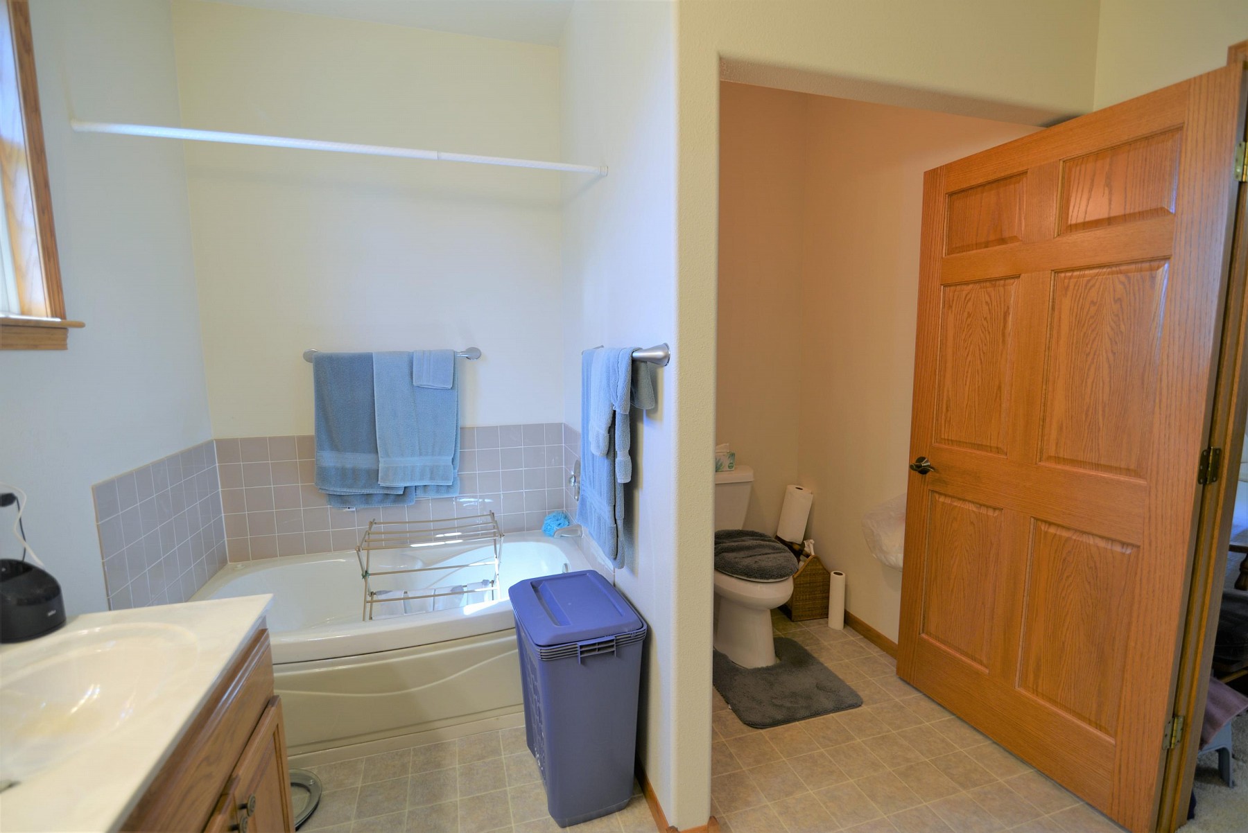 1723 Cypress Point Drive, Brookings, SD 57006