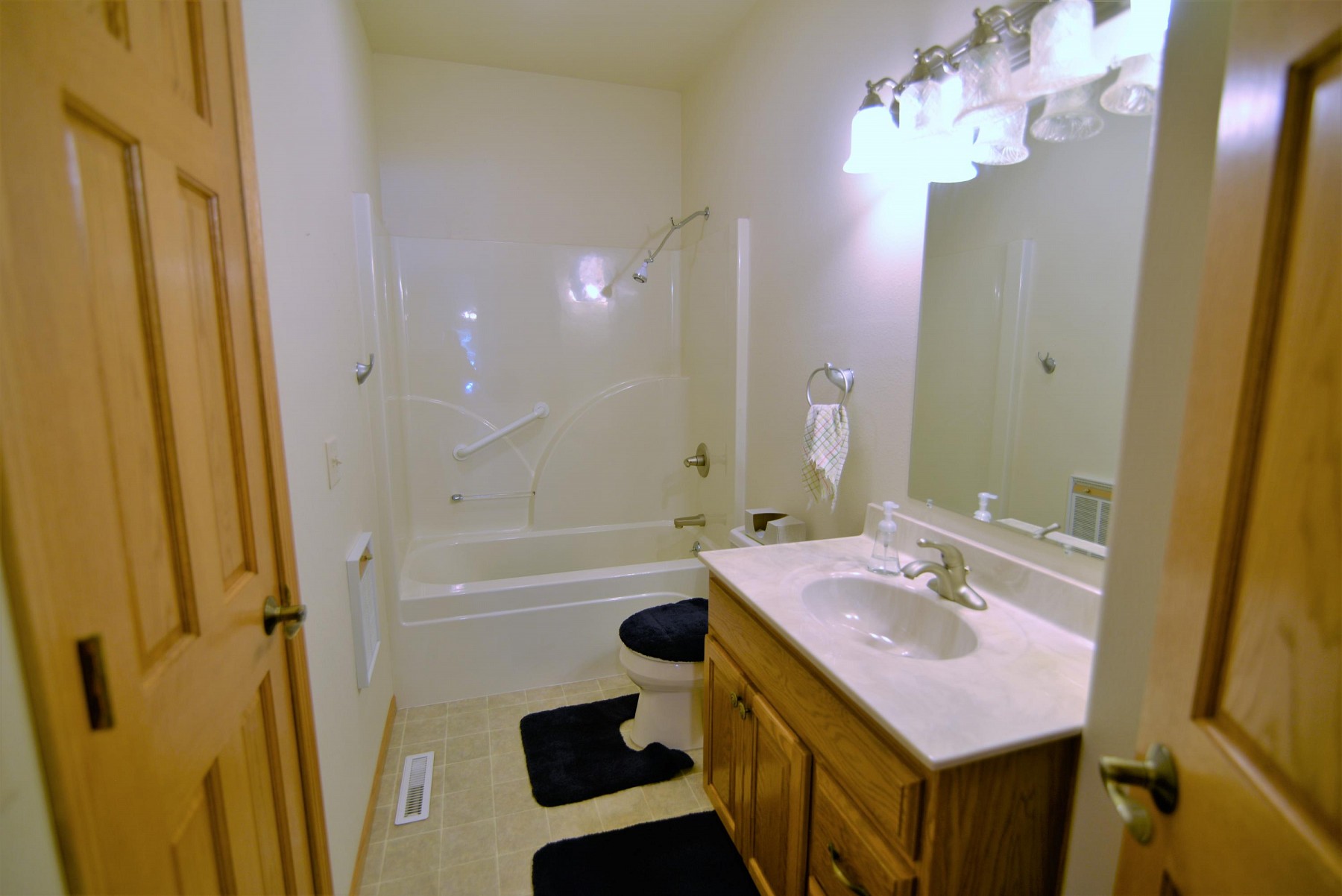 1723 Cypress Point Drive, Brookings, SD 57006