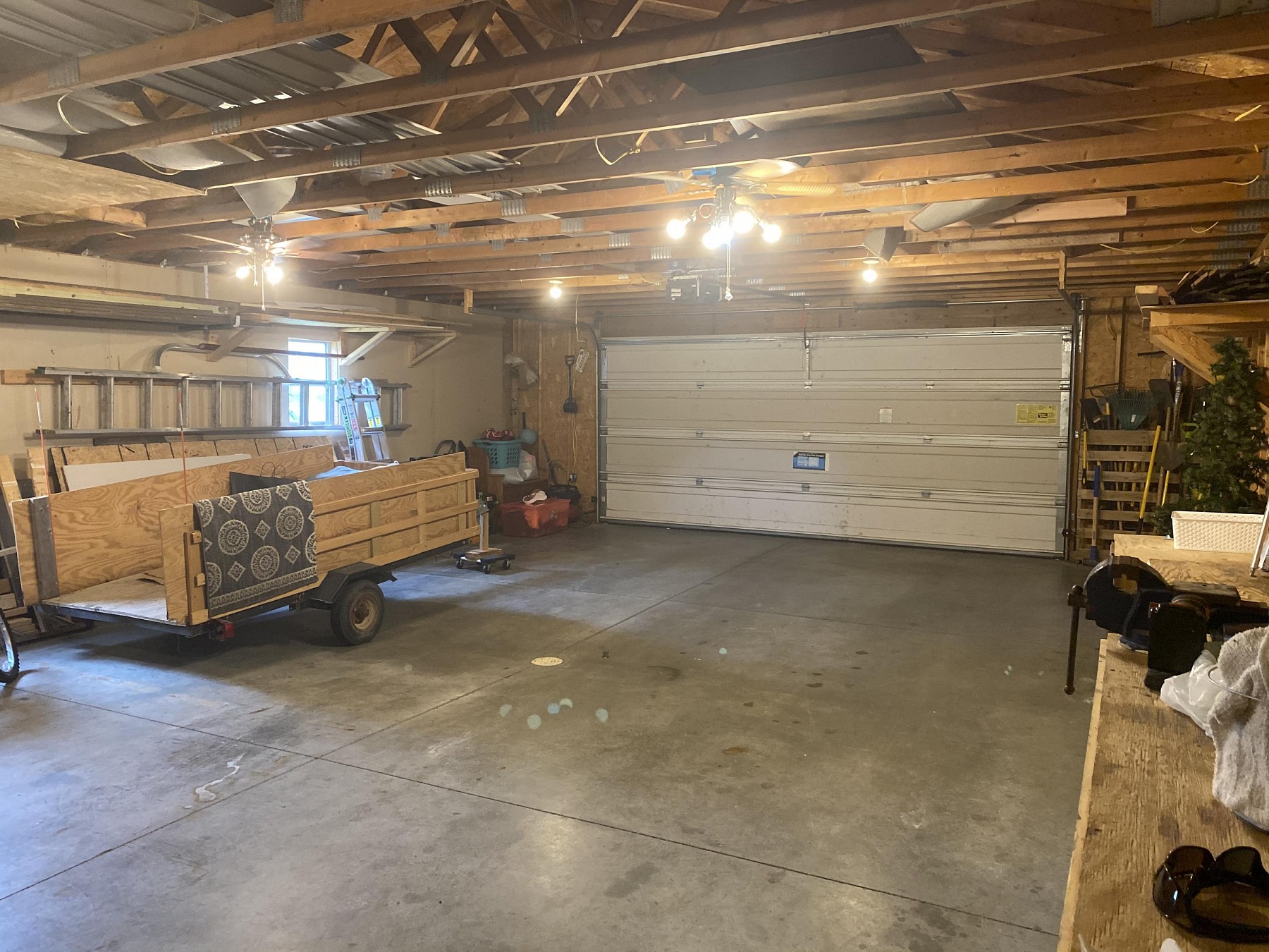 1022 Yorktown Drive, Brookings, SD 57006