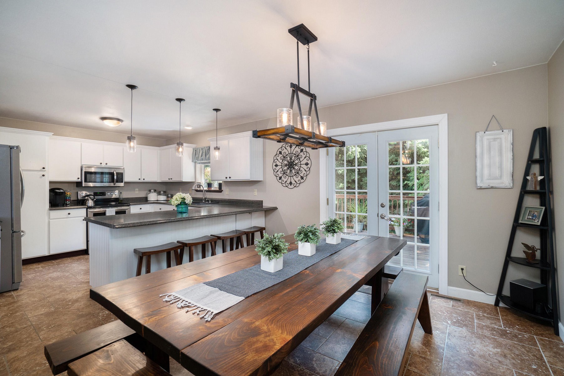 1022 Yorktown Drive, Brookings, SD 57006