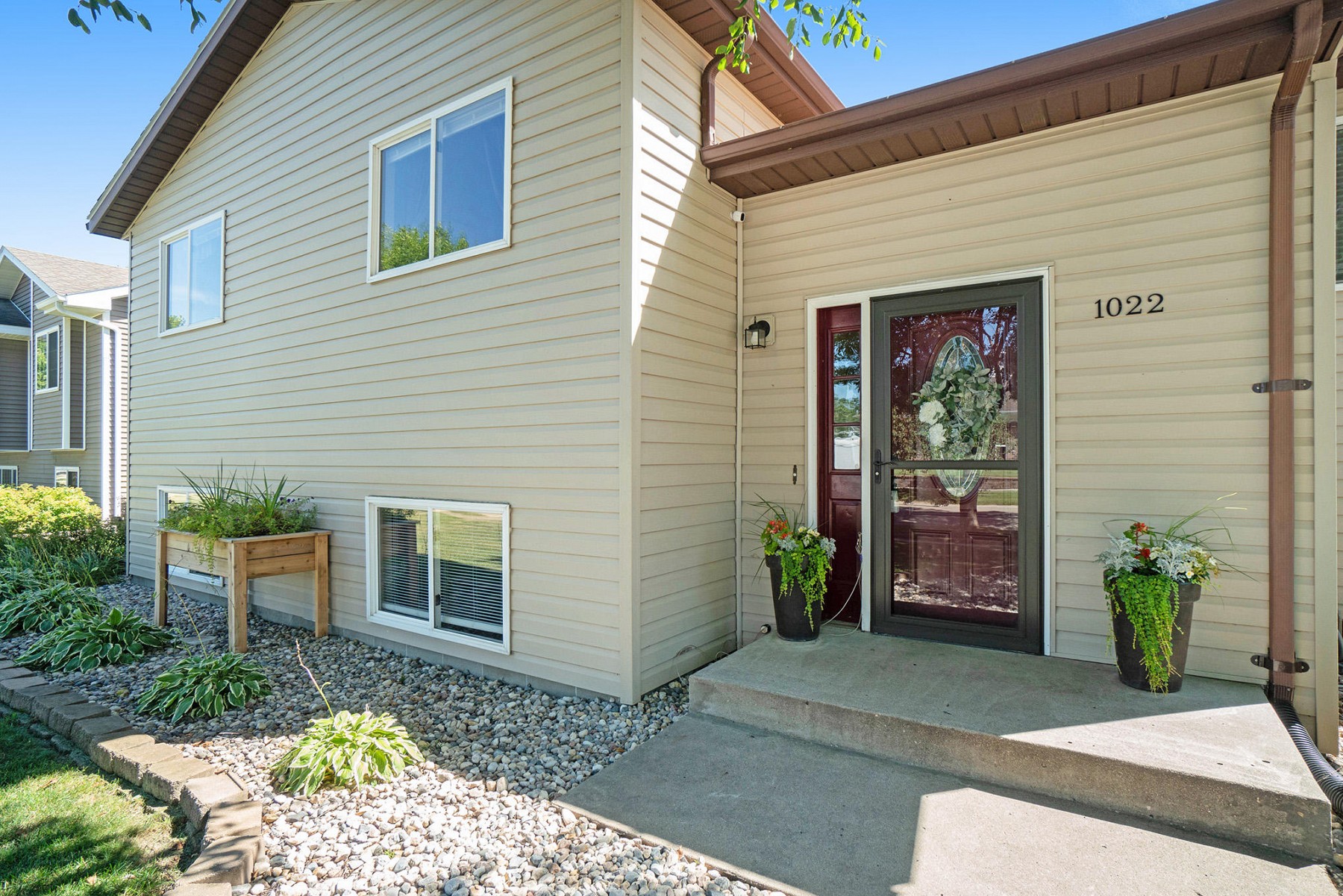 1022 Yorktown Drive, Brookings, SD 57006