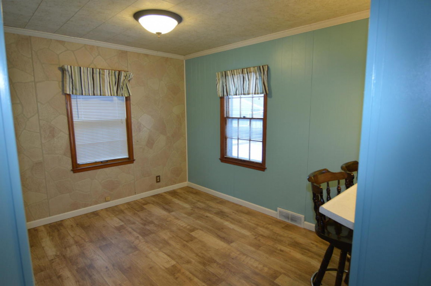 1219 4th Street, Brookings, SD 57006