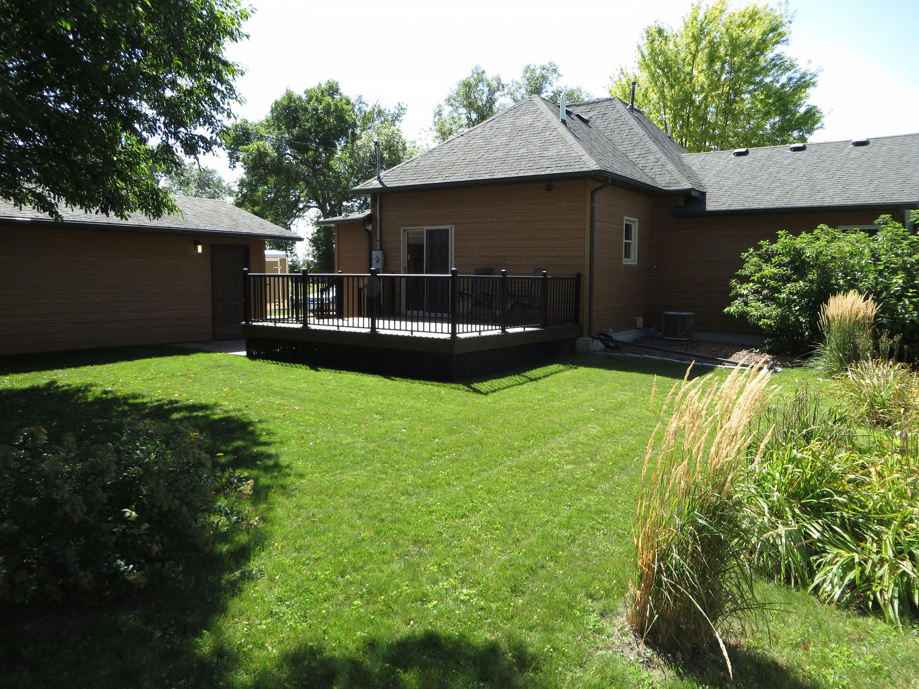 506 Minden Avenue N, Lake Preston, SD 57249