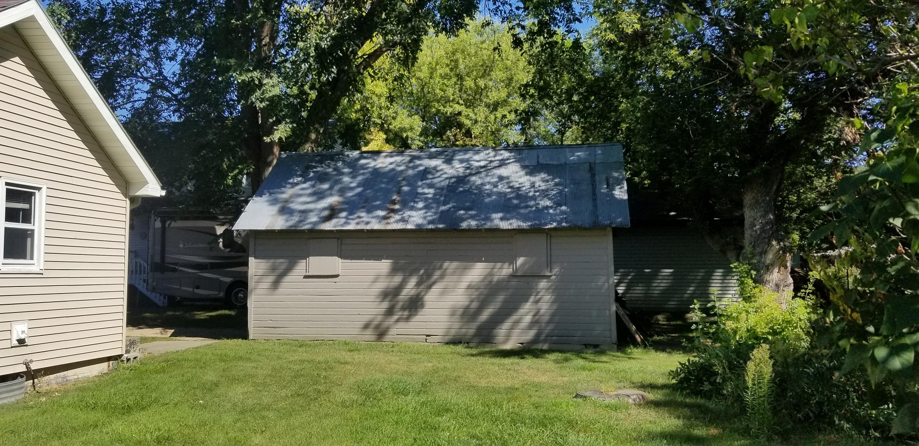 325 7th Avenue S, Brookings, SD 57006