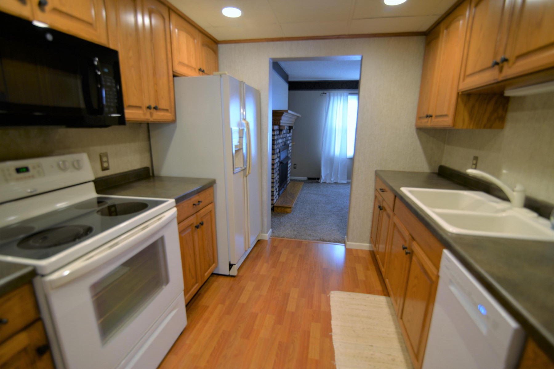 1405 Orchard Drive, Brookings, SD 57006