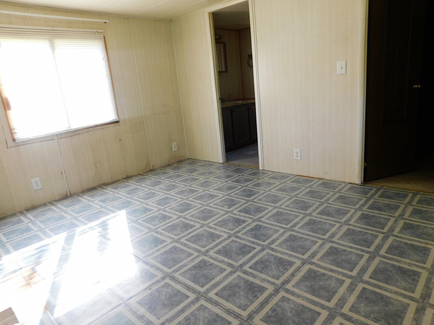 240 38th Street S, Brookings, SD 57006