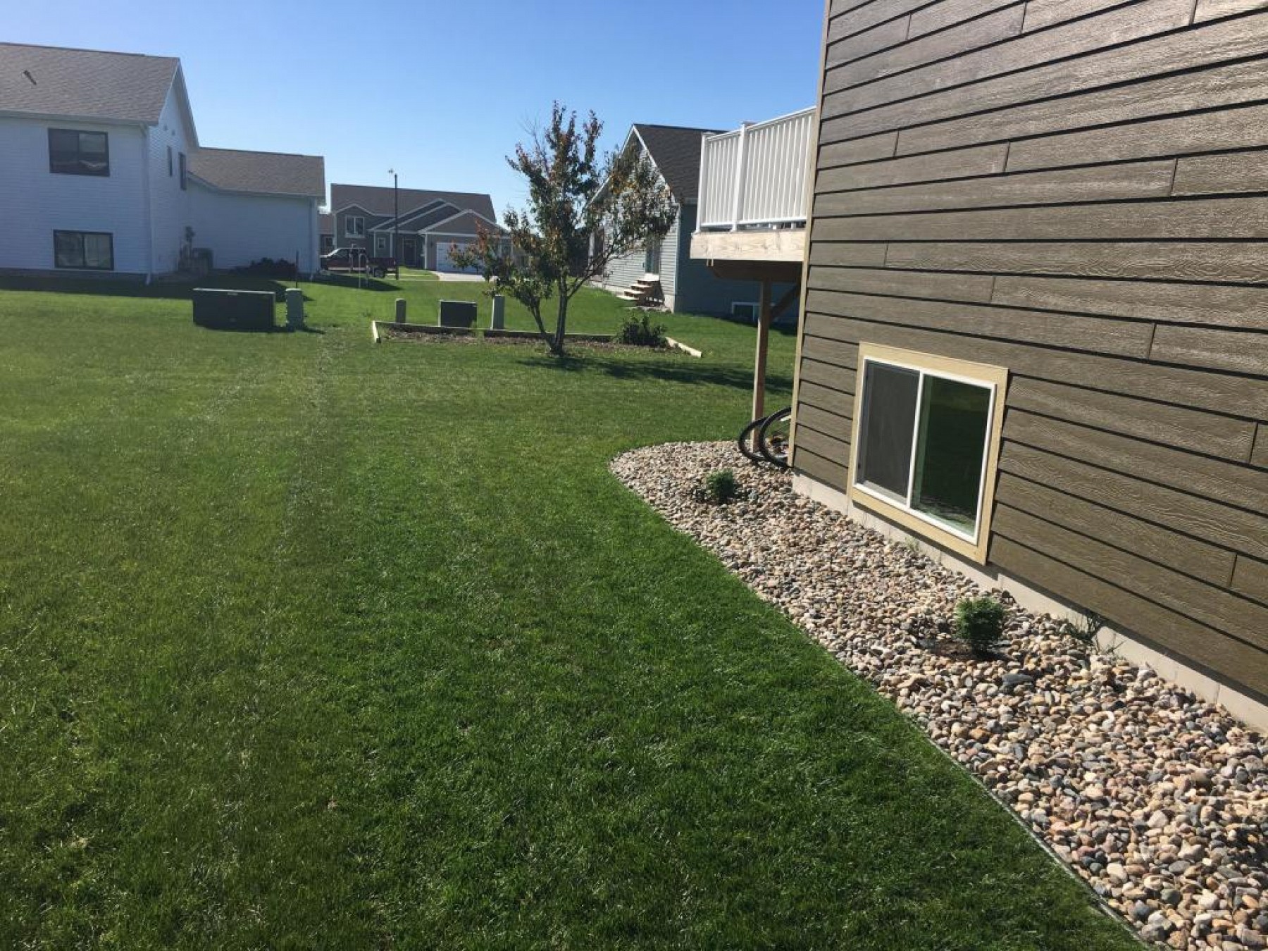 2246 PRIMROSE Drive, Brookings, SD 57006
