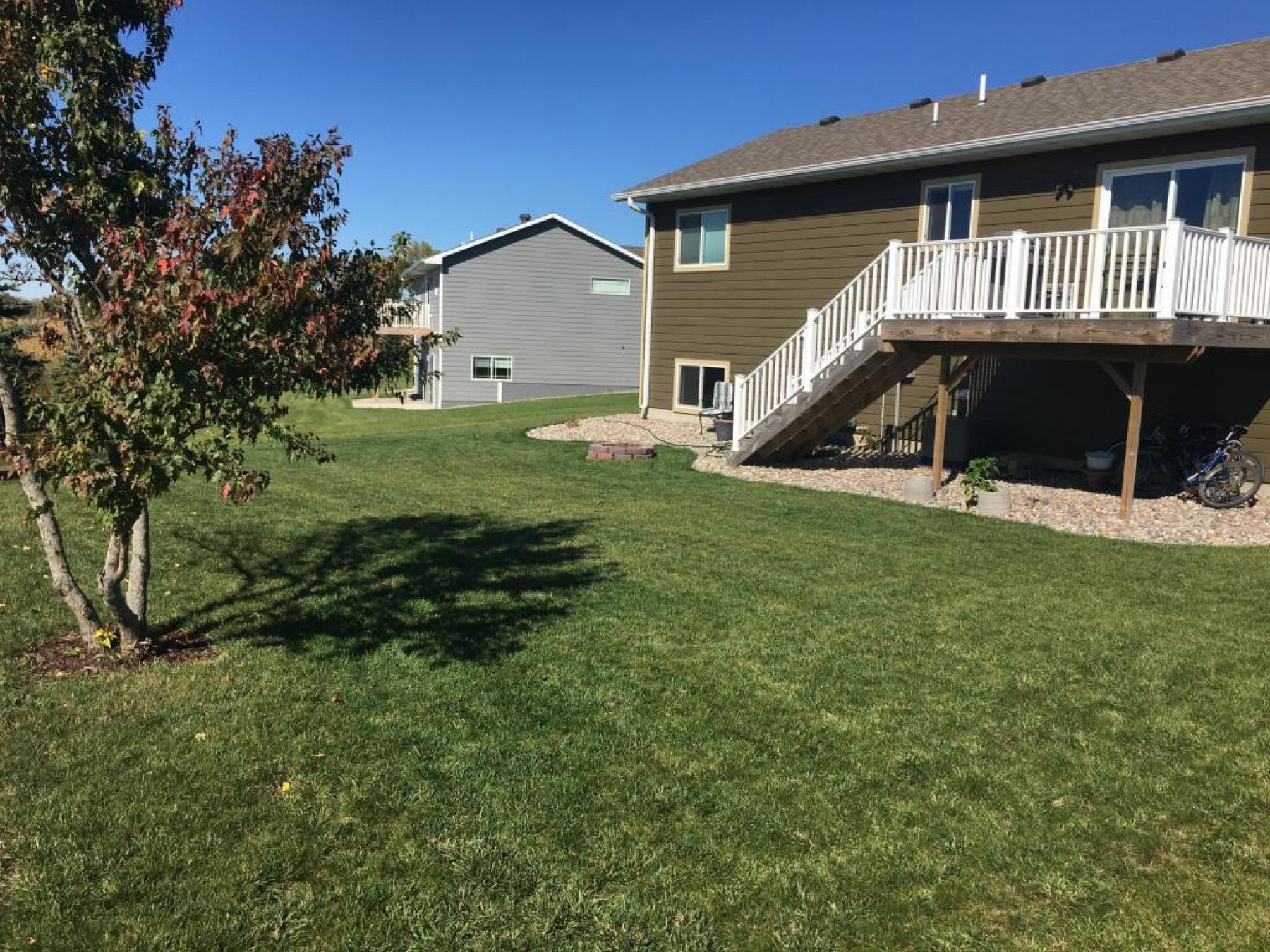 2246 PRIMROSE Drive, Brookings, SD 57006
