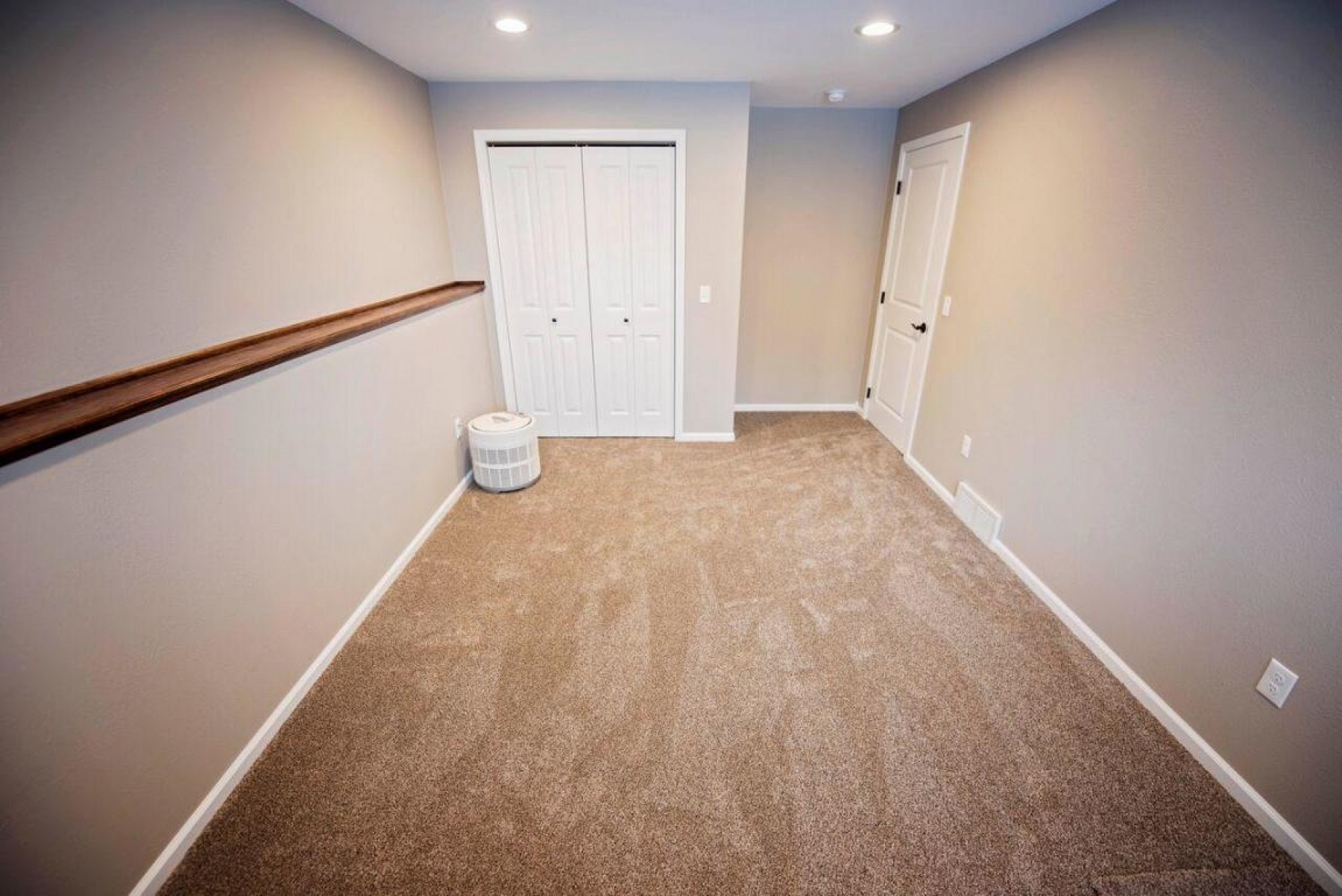 2246 PRIMROSE Drive, Brookings, SD 57006