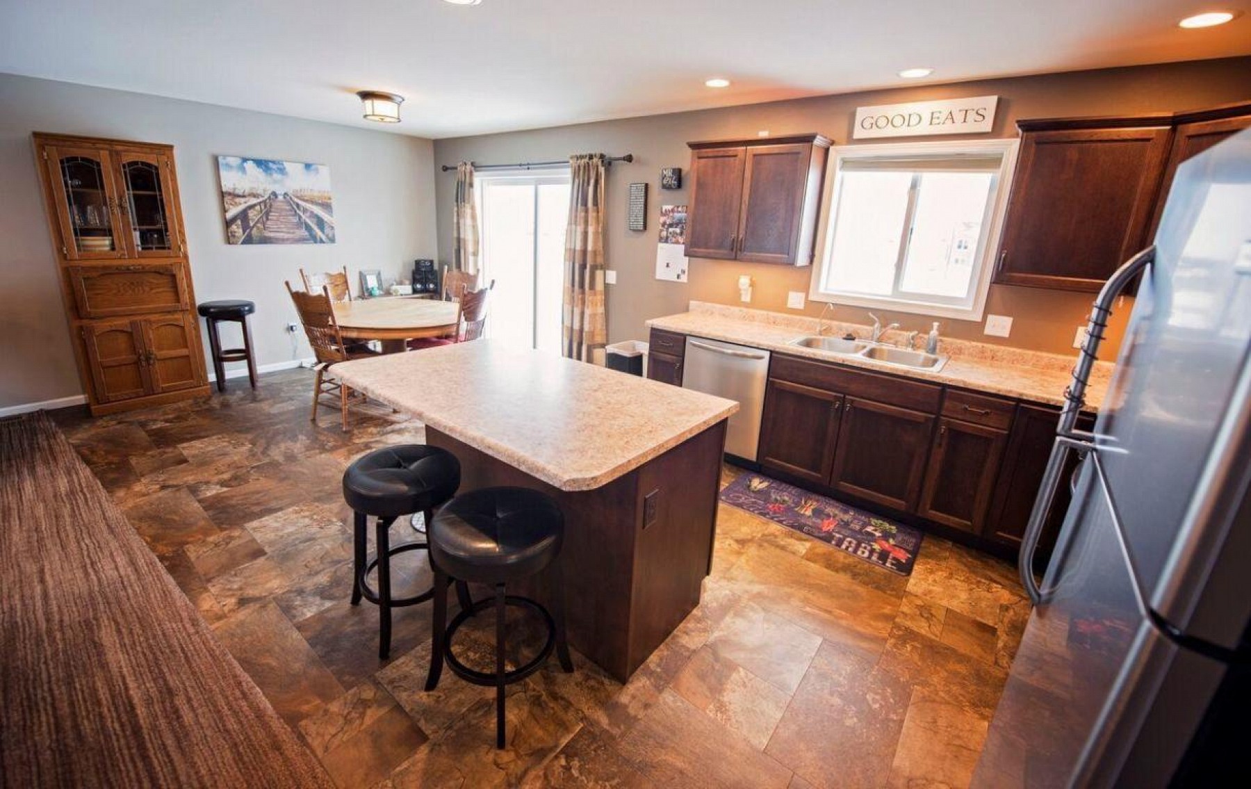 2246 PRIMROSE Drive, Brookings, SD 57006