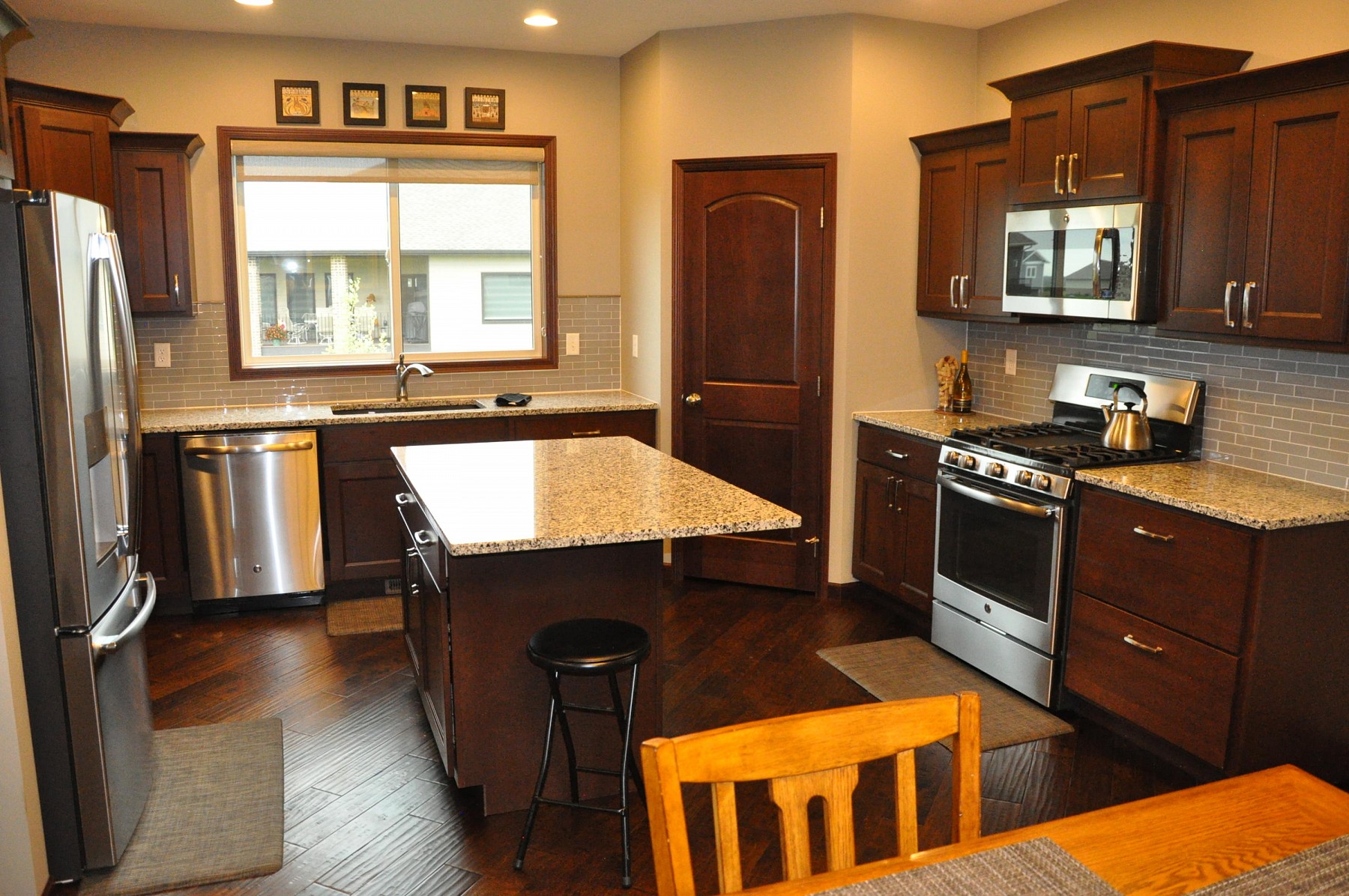 1208 Summit Circle, Brookings, SD 57006