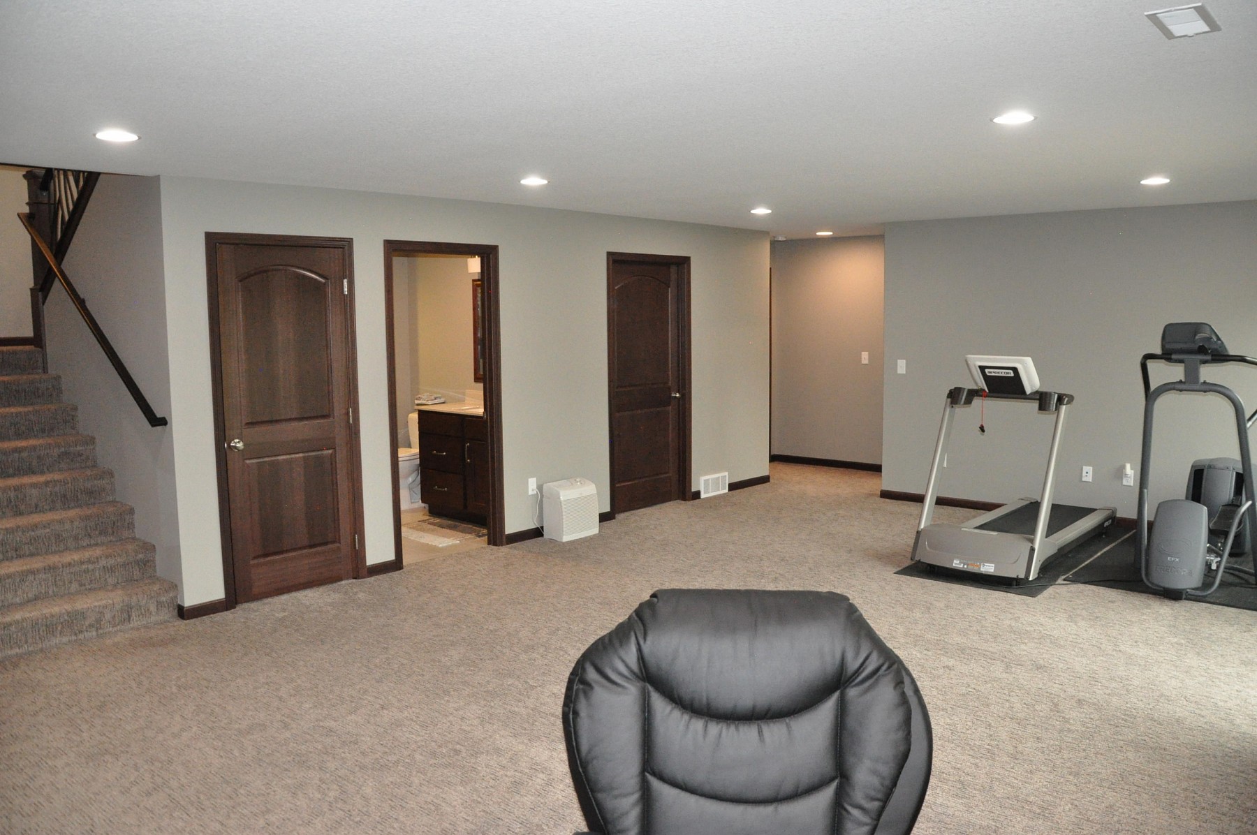 1208 Summit Circle, Brookings, SD 57006