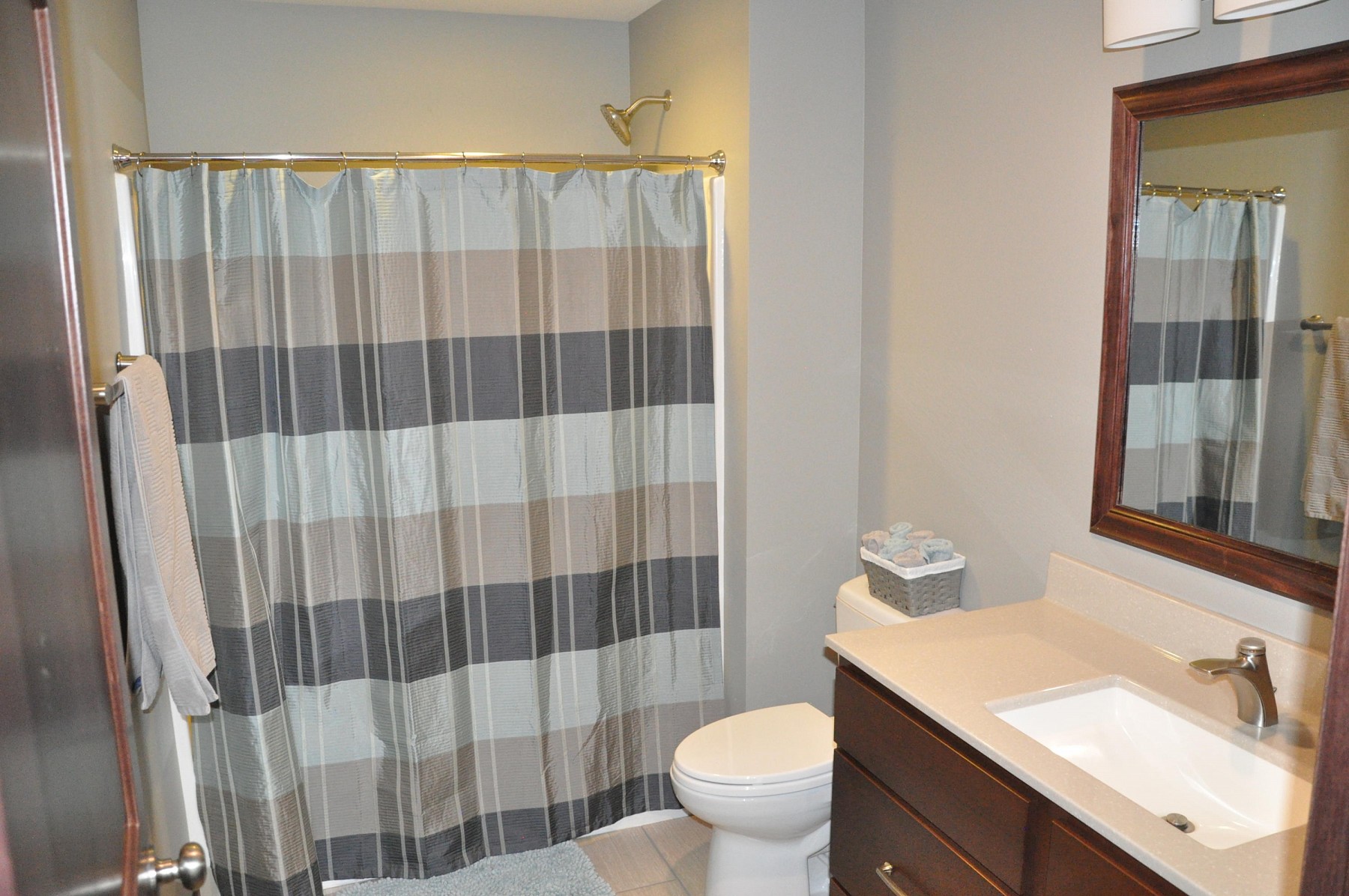 1208 Summit Circle, Brookings, SD 57006