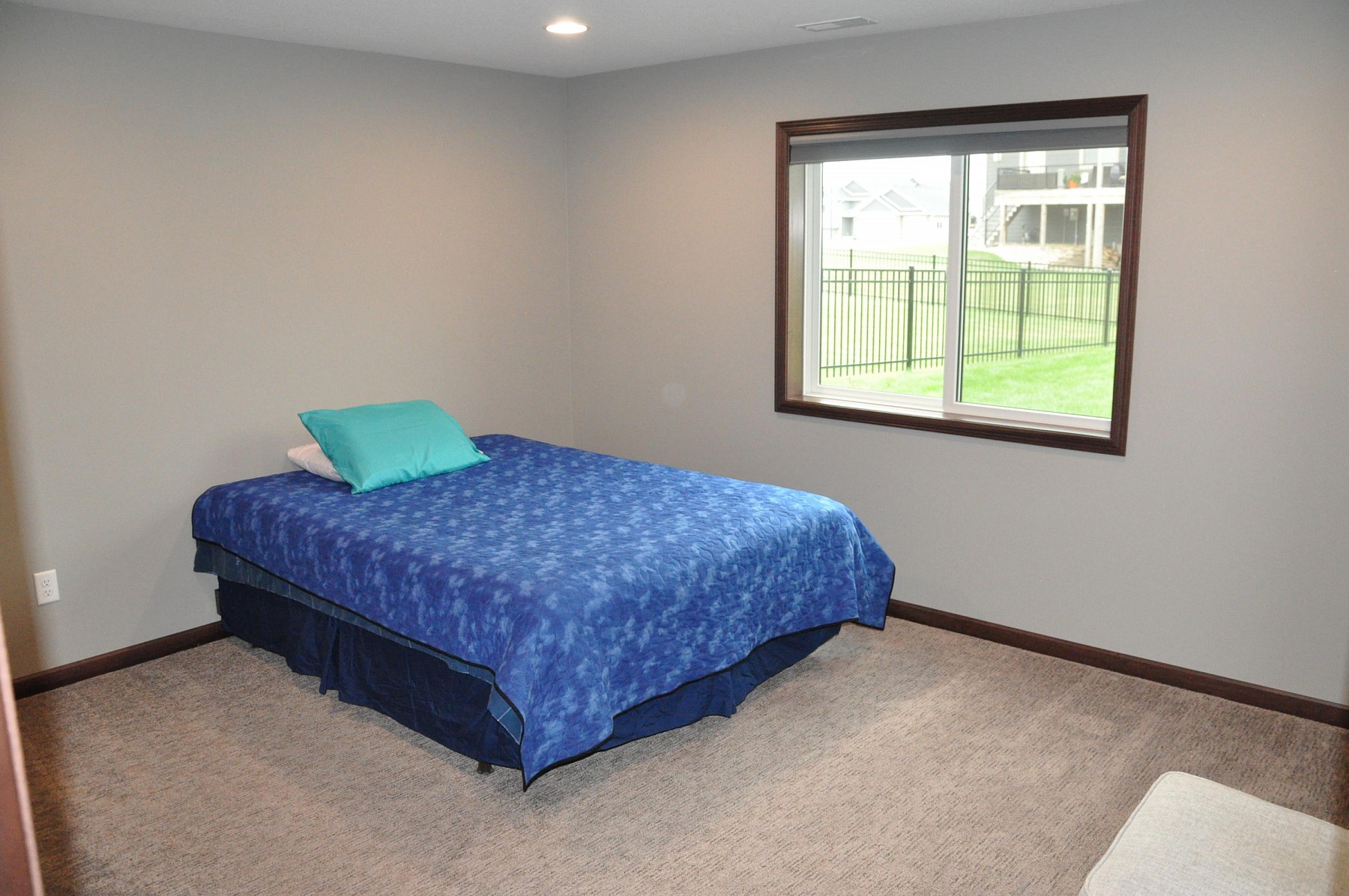 1208 Summit Circle, Brookings, SD 57006