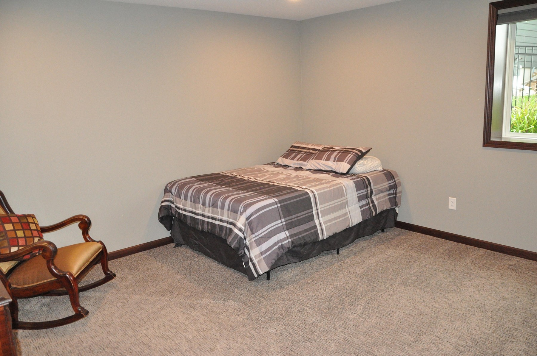 1208 Summit Circle, Brookings, SD 57006