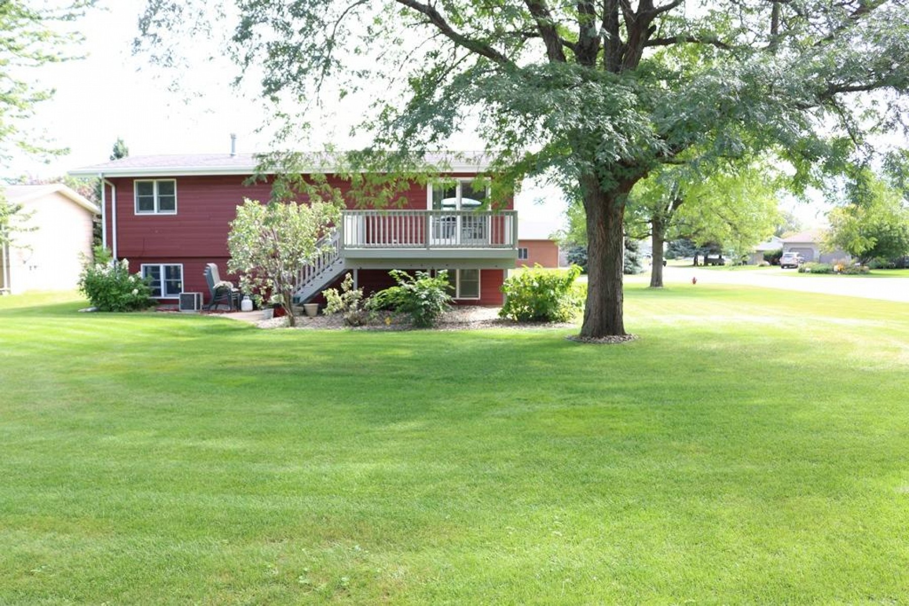 407 Lincoln Lane, Volga, SD 57071