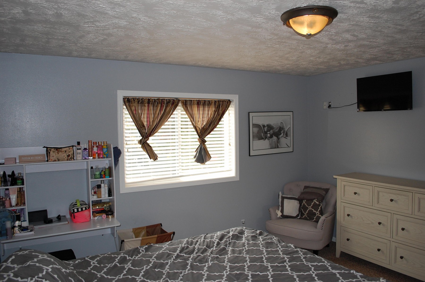 1034 Yorktown Drive, Brookings, SD 57006