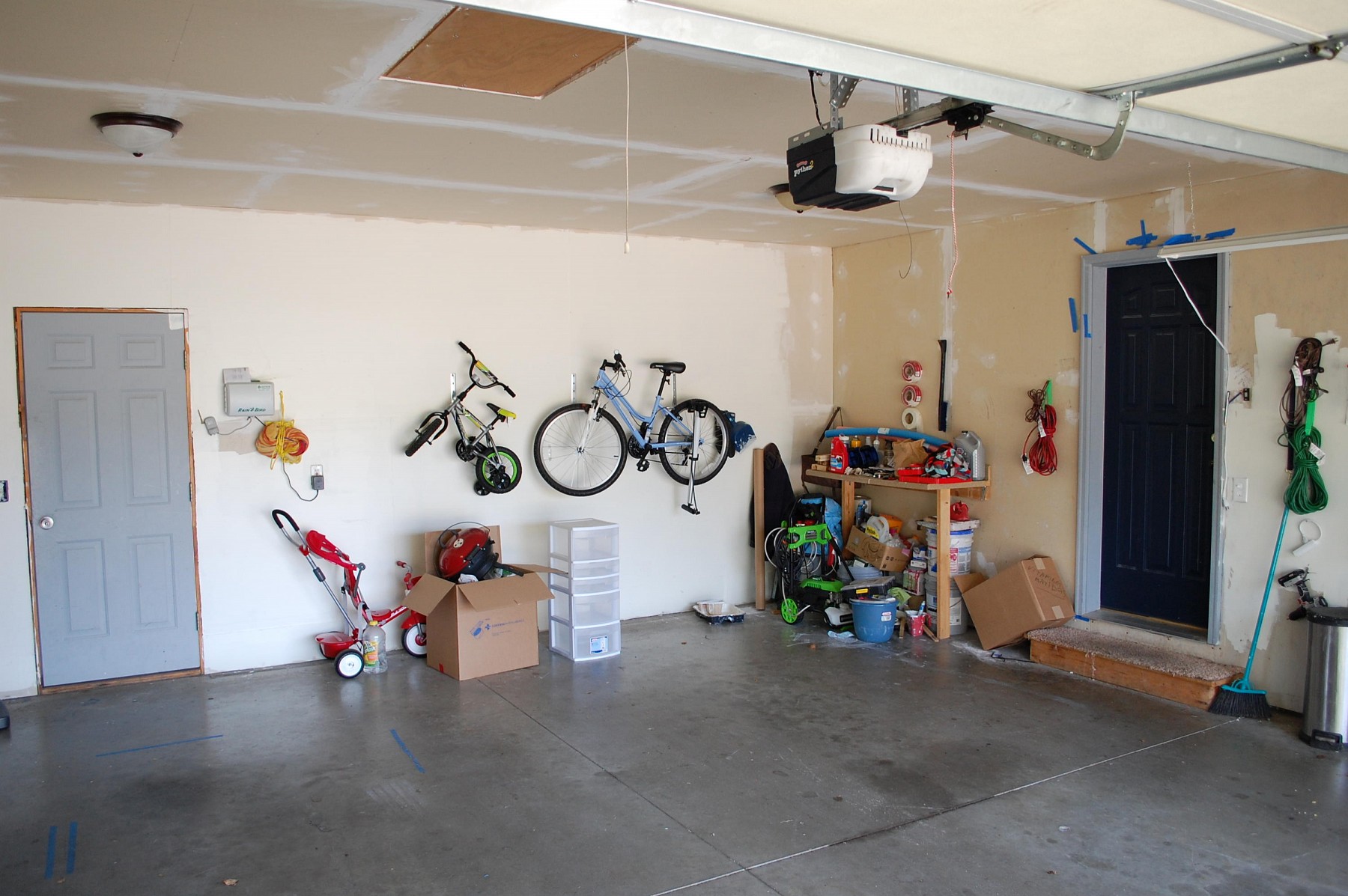 1034 Yorktown Drive, Brookings, SD 57006