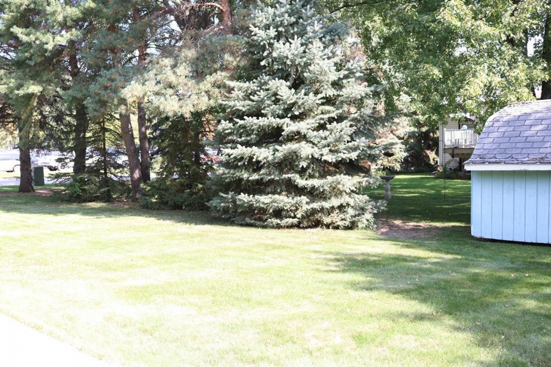 408 Dakota Avenue, Volga, SD 57071