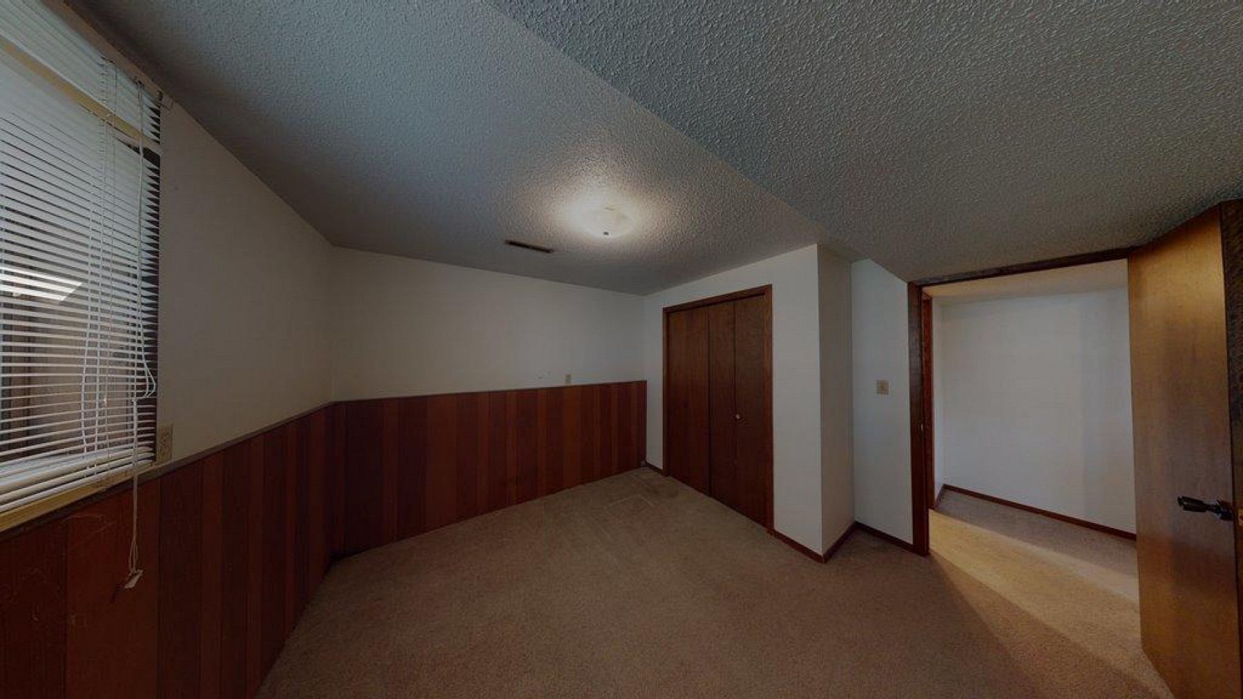 408 Dakota Avenue, Volga, SD 57071