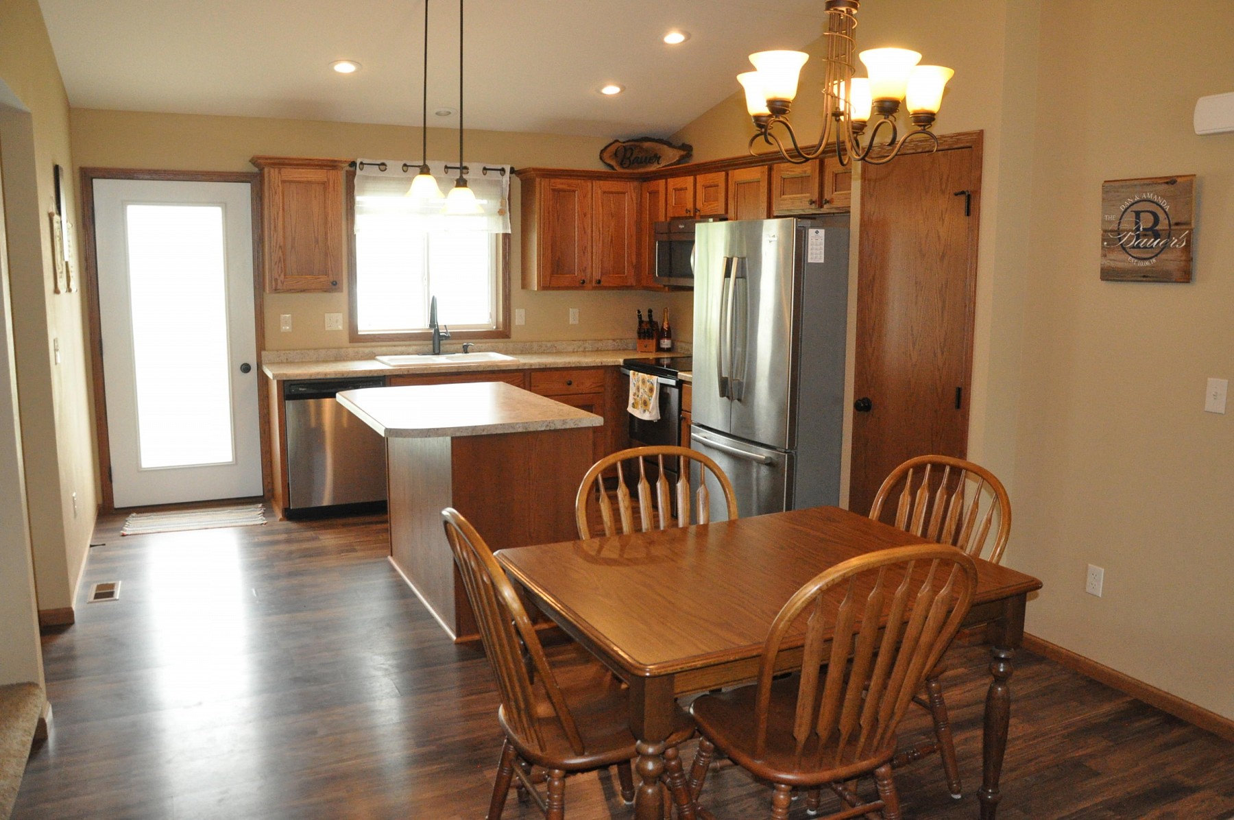 407 Lovejoy Lane, Aurora, SD 57002