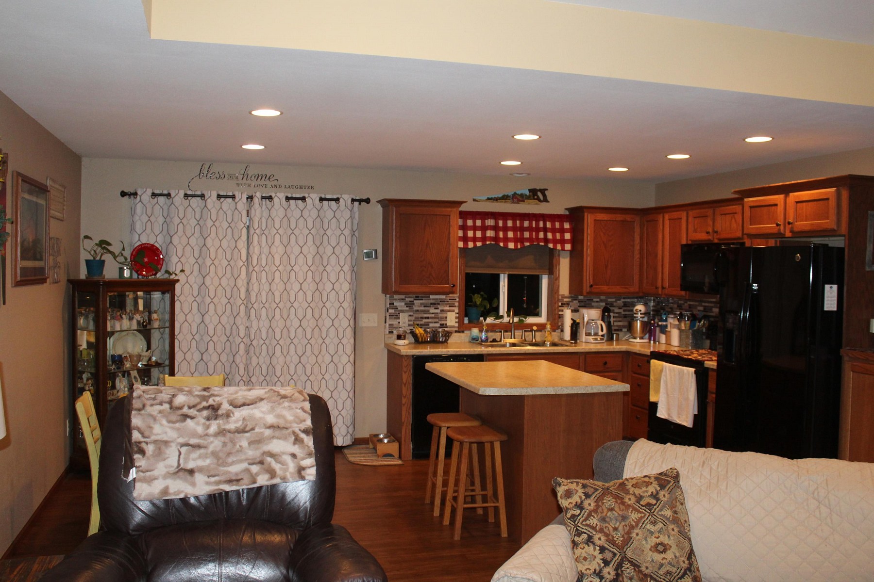 103 Vicki Avenue, Volga, SD 57071