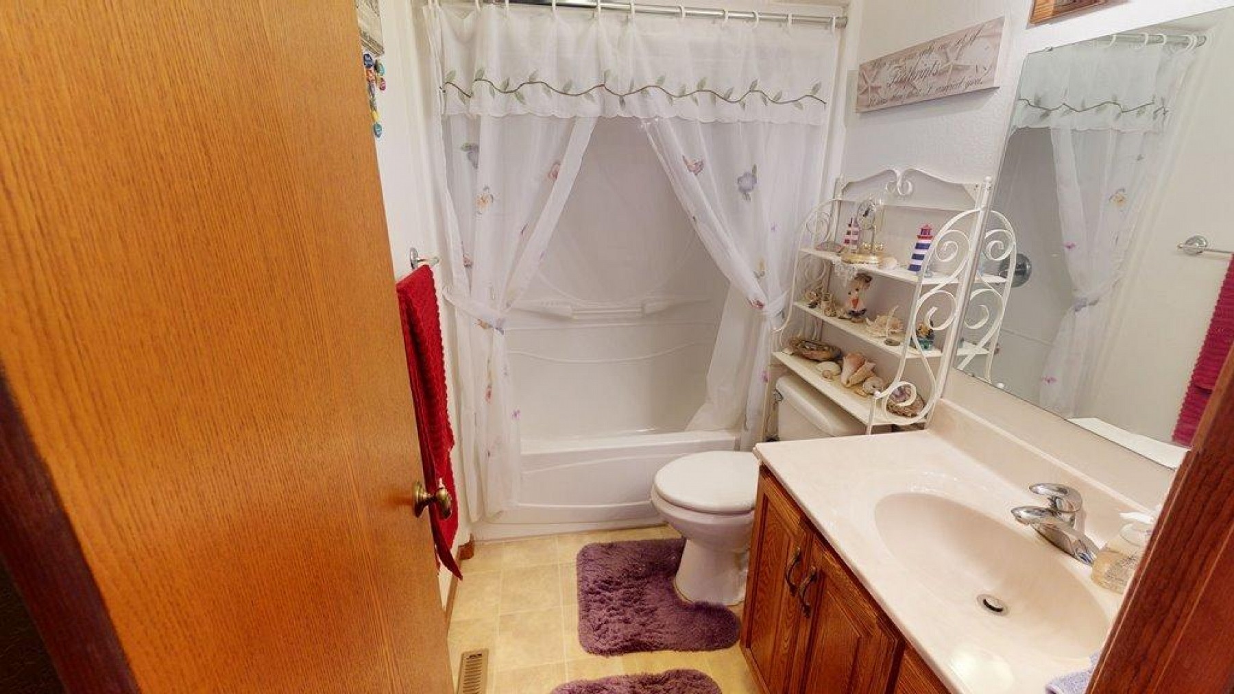 421 Quapaw Street, Iroquois, SD 57353