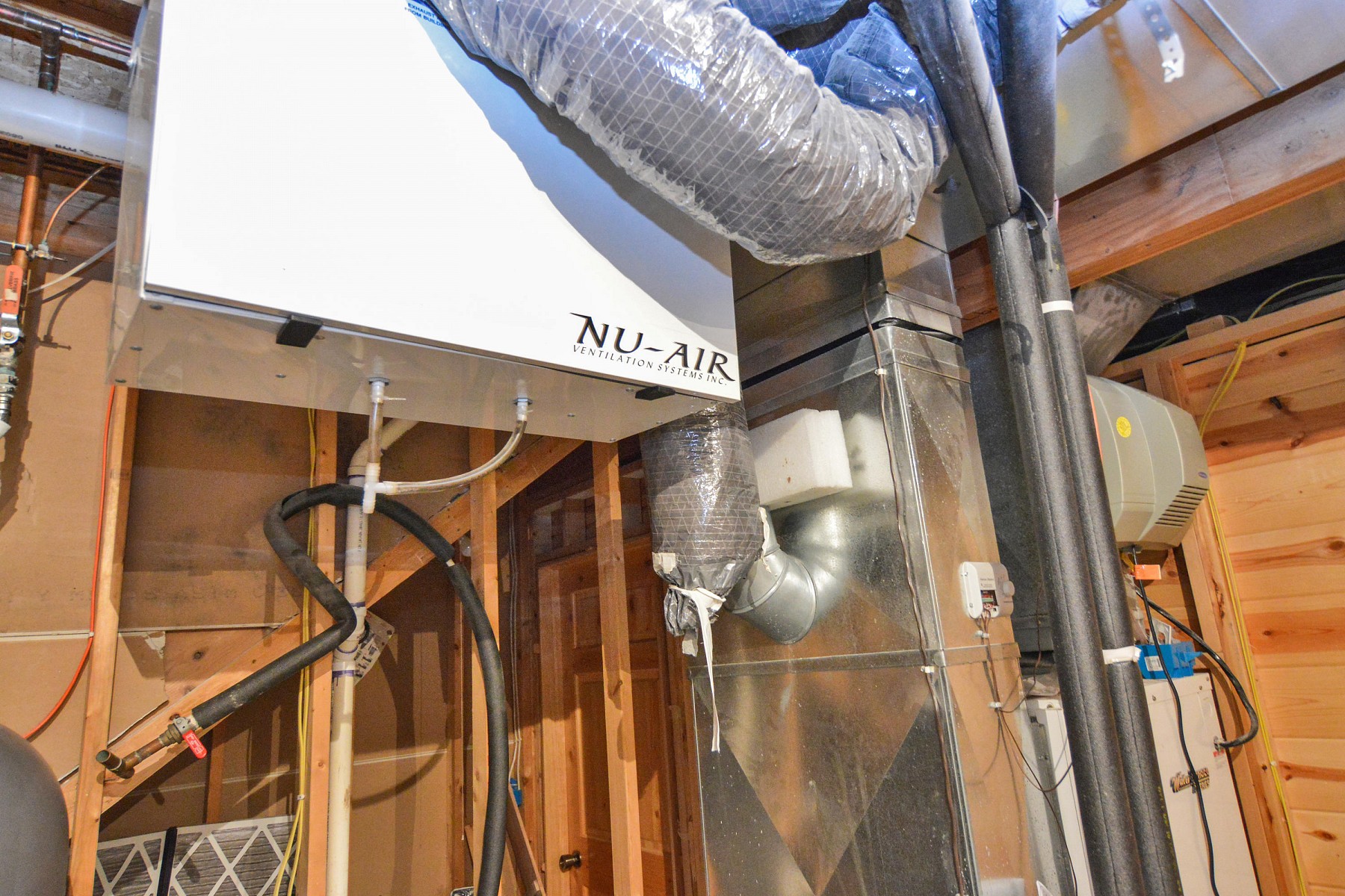 44003 207th Street, Lake Preston, SD 57249