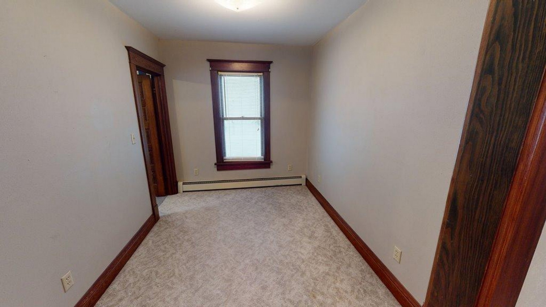 606 3rd Street NE, Lake Preston, SD 57249