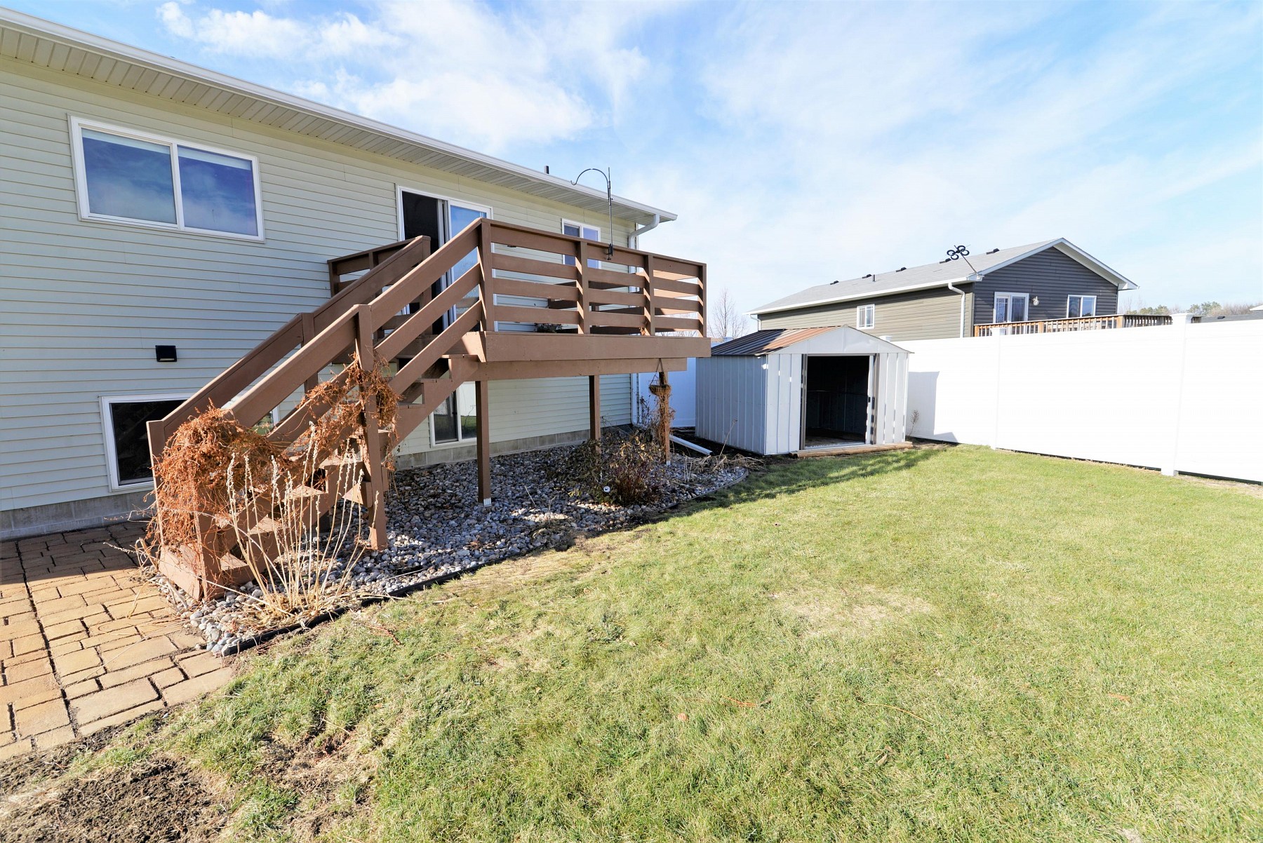 2221 Rhonda Road, Brookings, SD 57006
