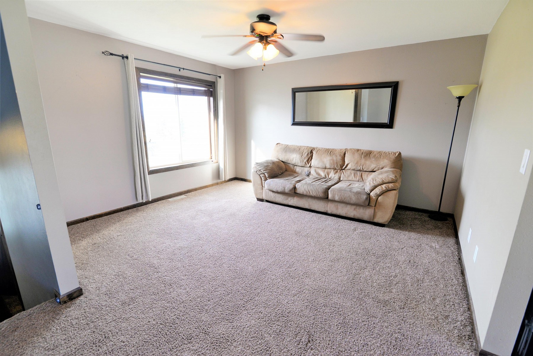 2221 Rhonda Road, Brookings, SD 57006