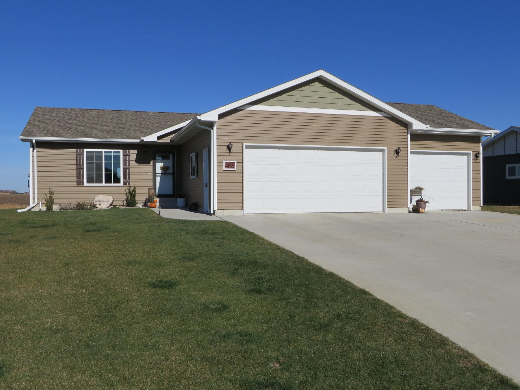 406 5th Street, Volga, SD 57071