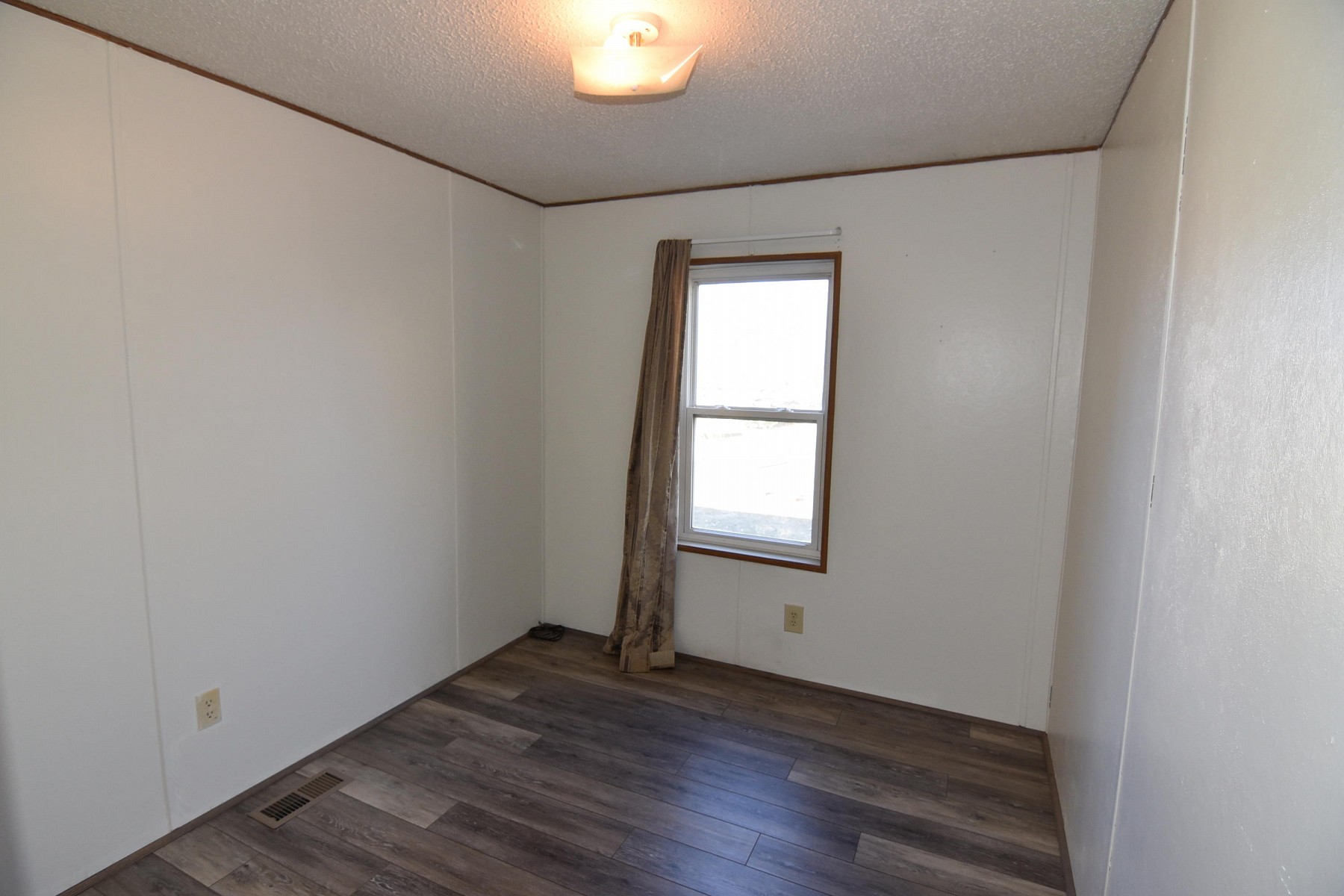 606 Morgans Pass, Brookings, SD 57006