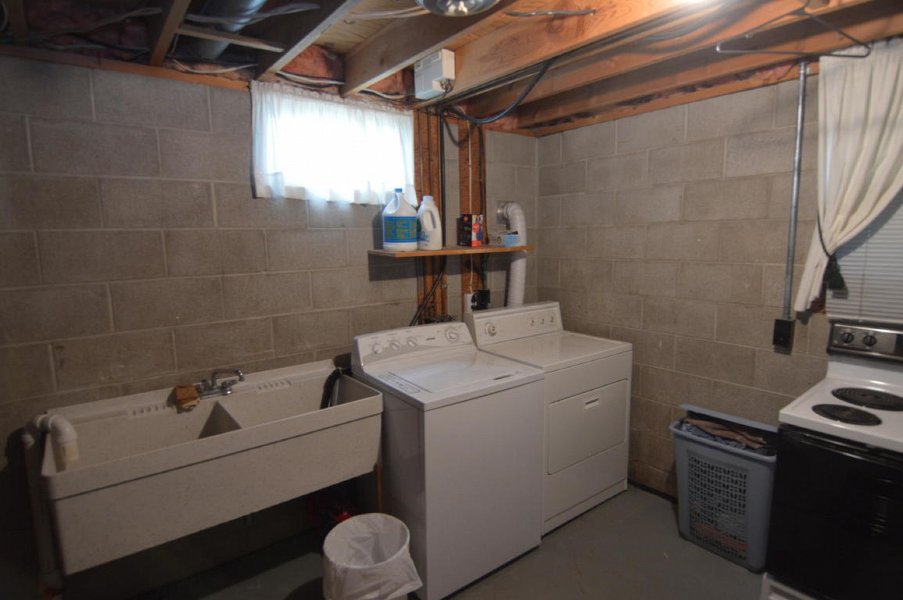 501 17th Avenue S, Brookings, SD 57006