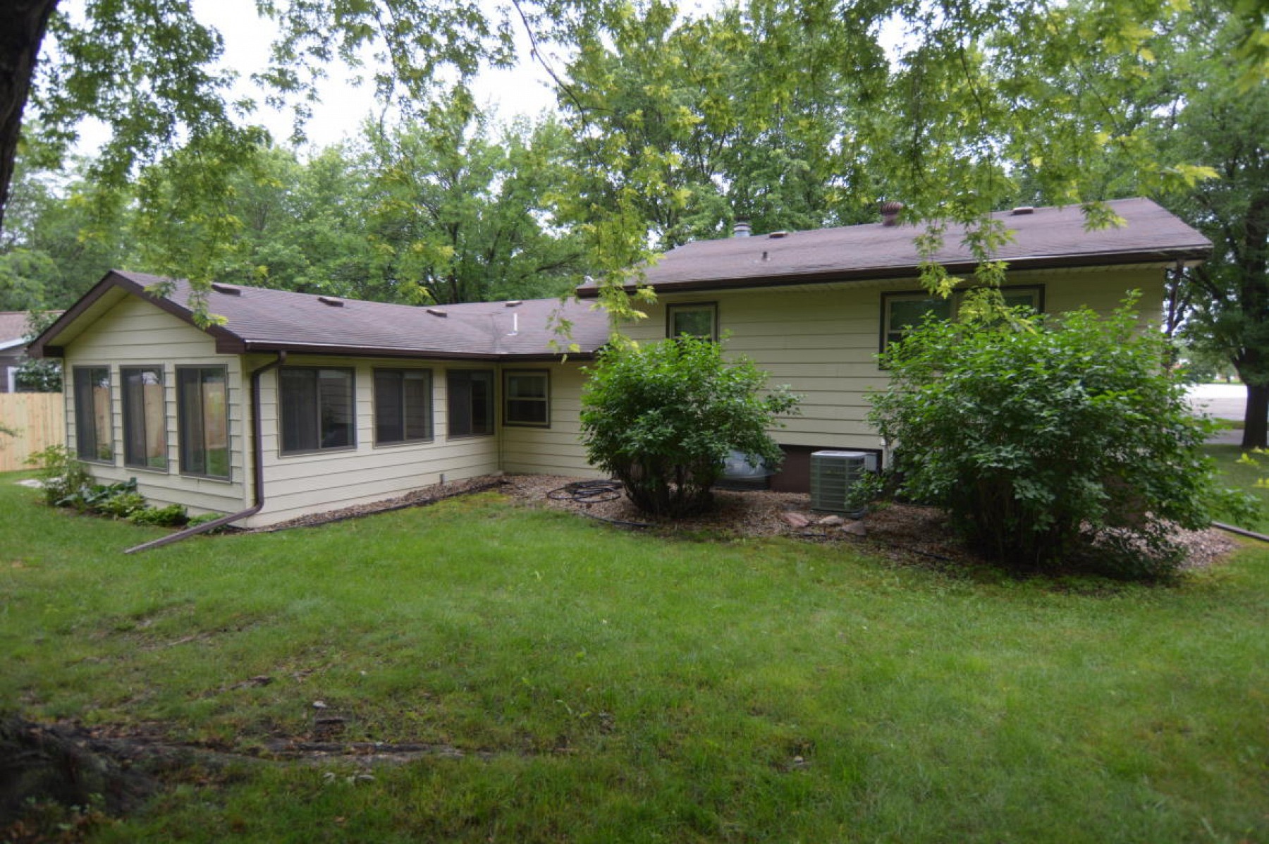 501 17th Avenue S, Brookings, SD 57006