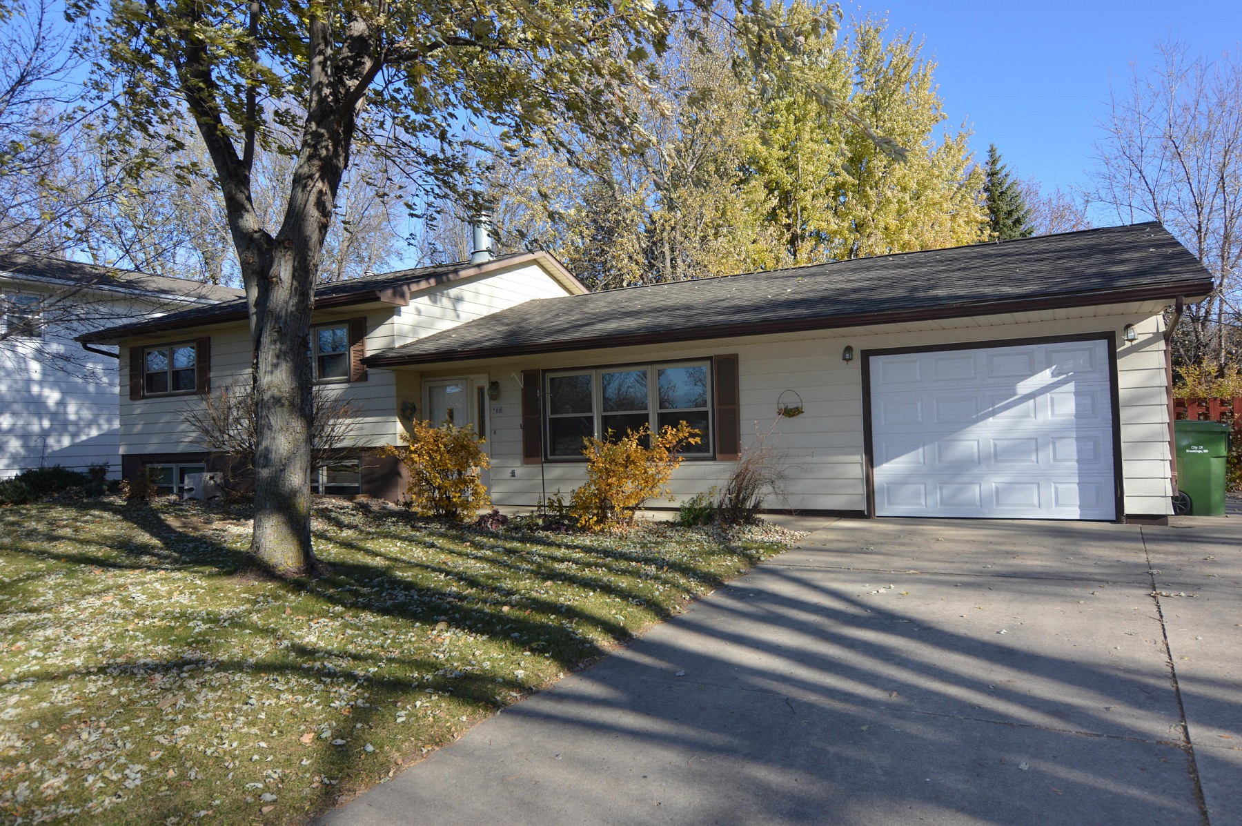 501 17th Avenue S, Brookings, SD 57006