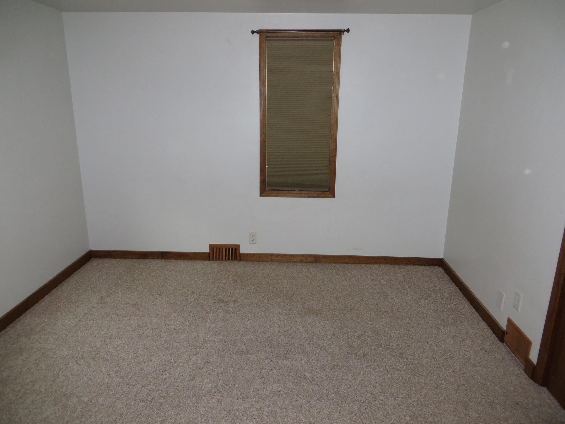 524 Astrachan Avenue, Volga, SD 57071