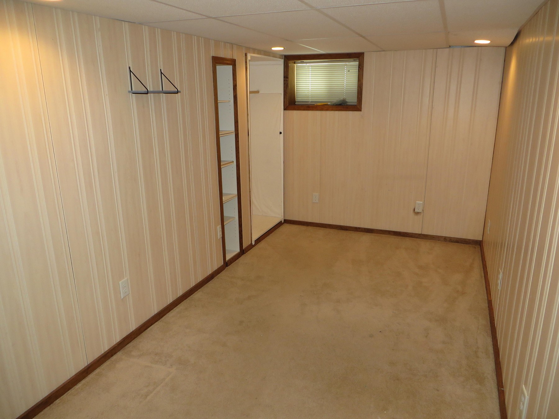 524 Astrachan Avenue, Volga, SD 57071