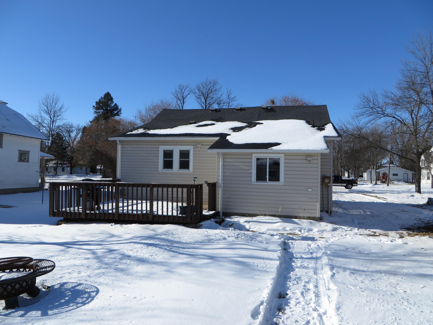 524 Astrachan Avenue, Volga, SD 57071