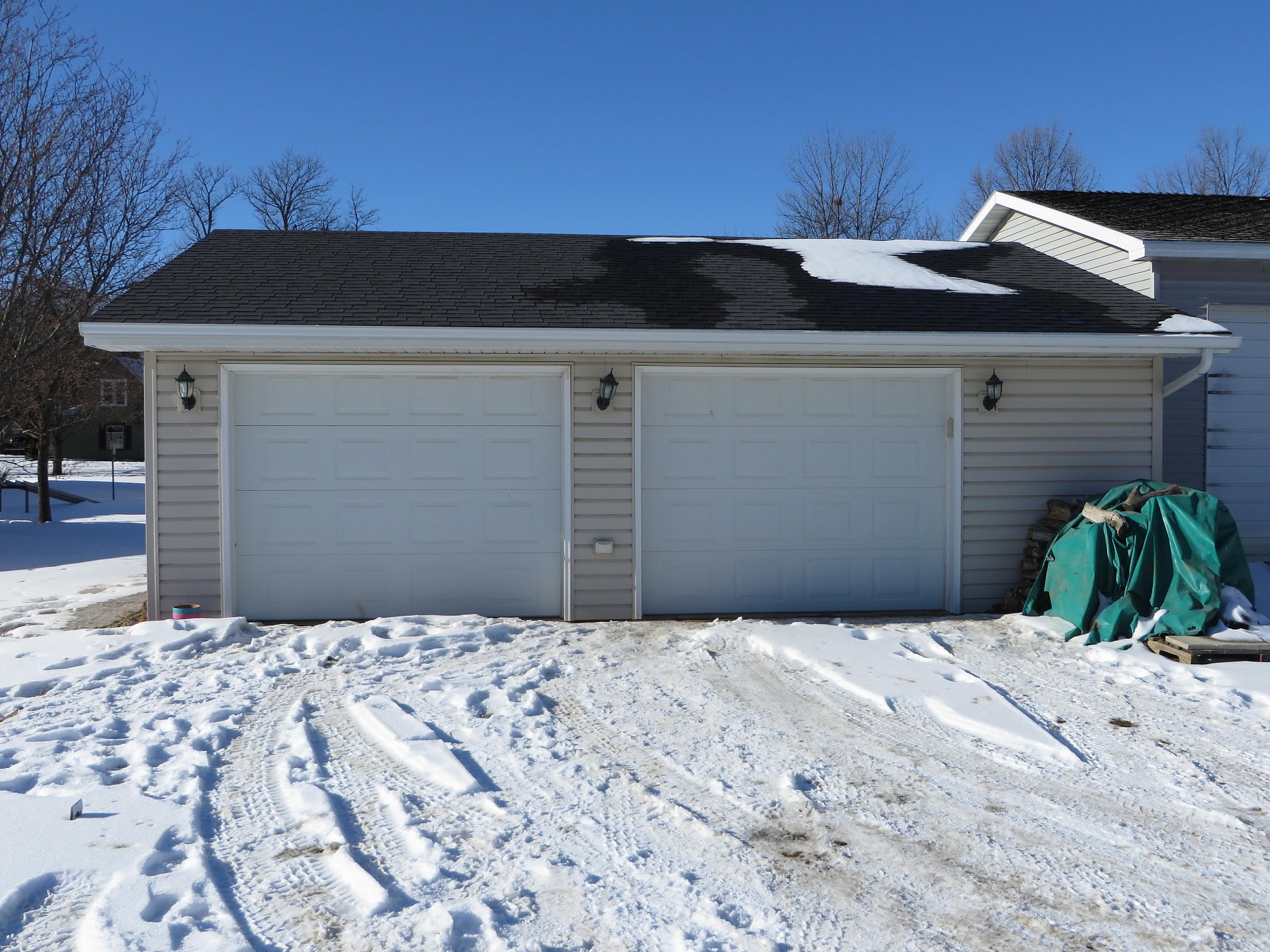 524 Astrachan Avenue, Volga, SD 57071