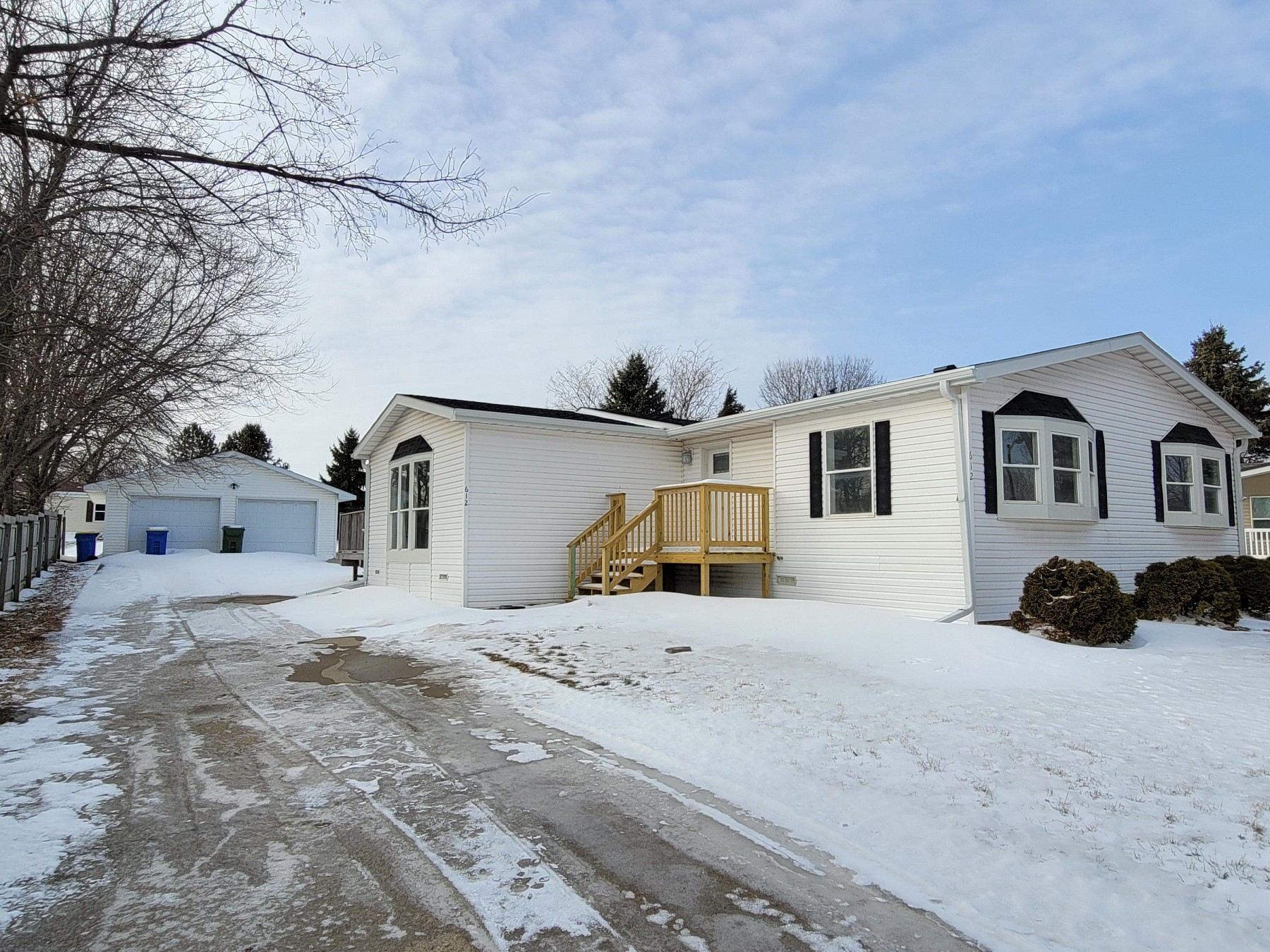 612 6th Avenue S, Brookings, SD 57006