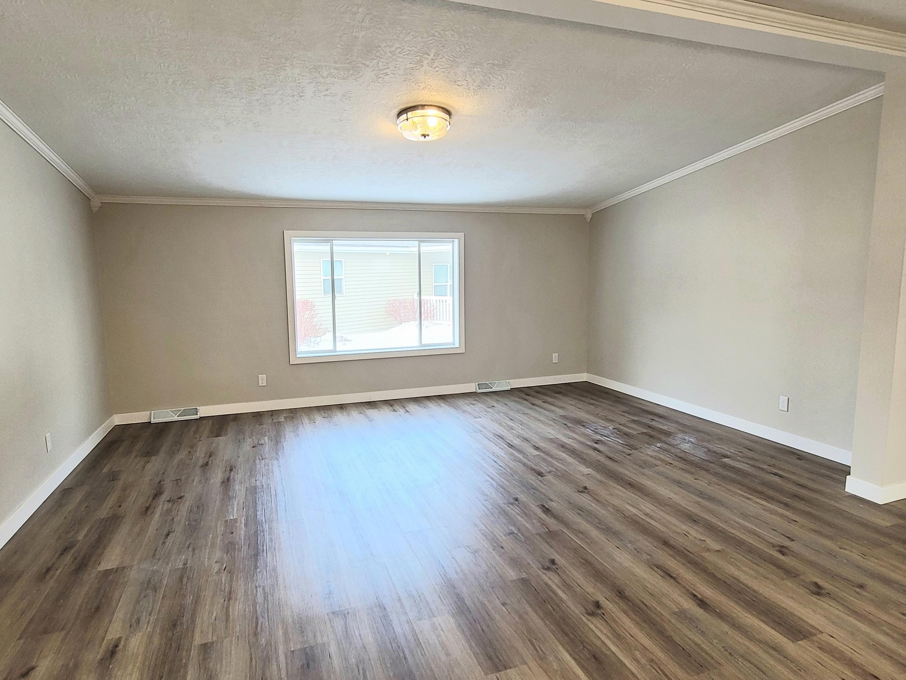 612 6th Avenue S, Brookings, SD 57006