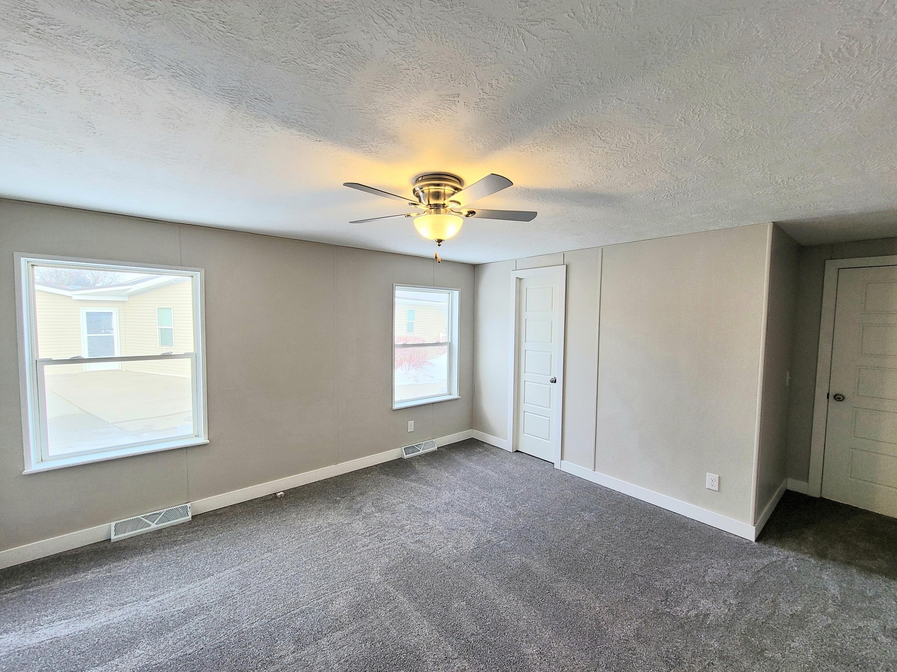 612 6th Avenue S, Brookings, SD 57006